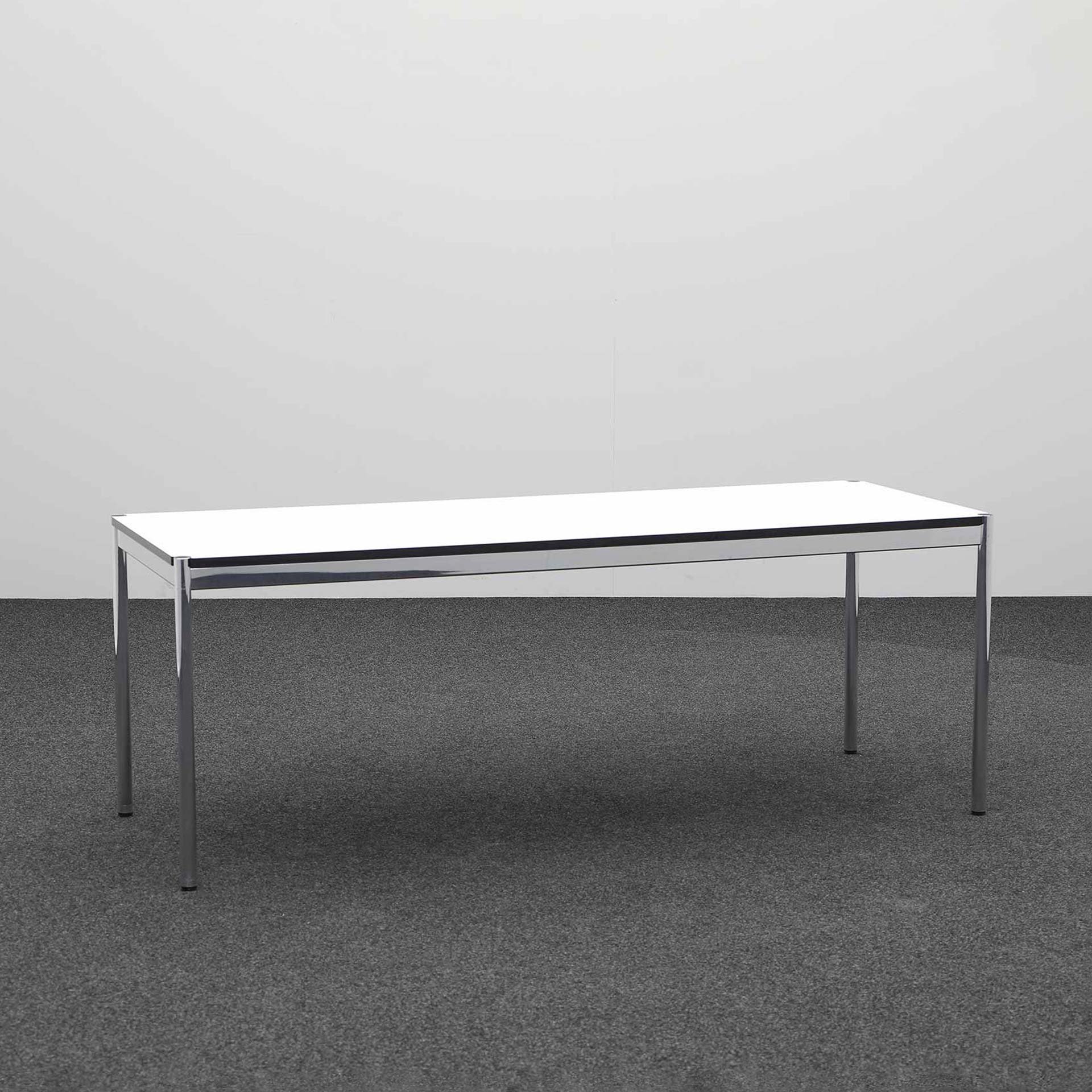 Designtisch USM Haller (Lichtgrau, Normal Gebraucht)