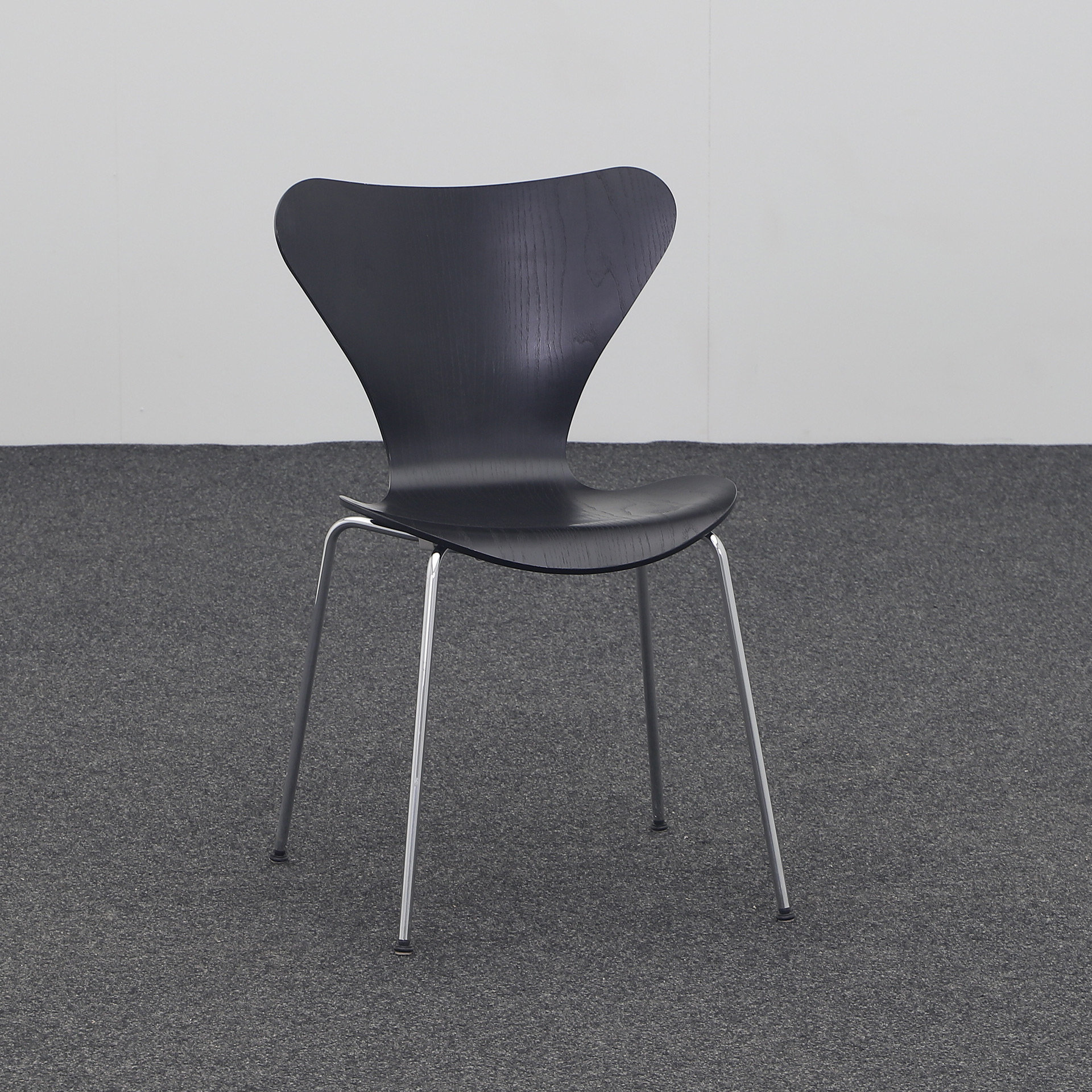 4-Fuss Stühle Fritz Hansen Serie 7 (Stark Gebraucht)