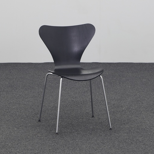 Chaises à 4 pieds Fritz Hansen Serie 7 (Fortement utilisé)
