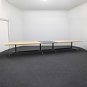 Grande tavolo da riunione Vitra Eames Segmented Table (Normale usato)
