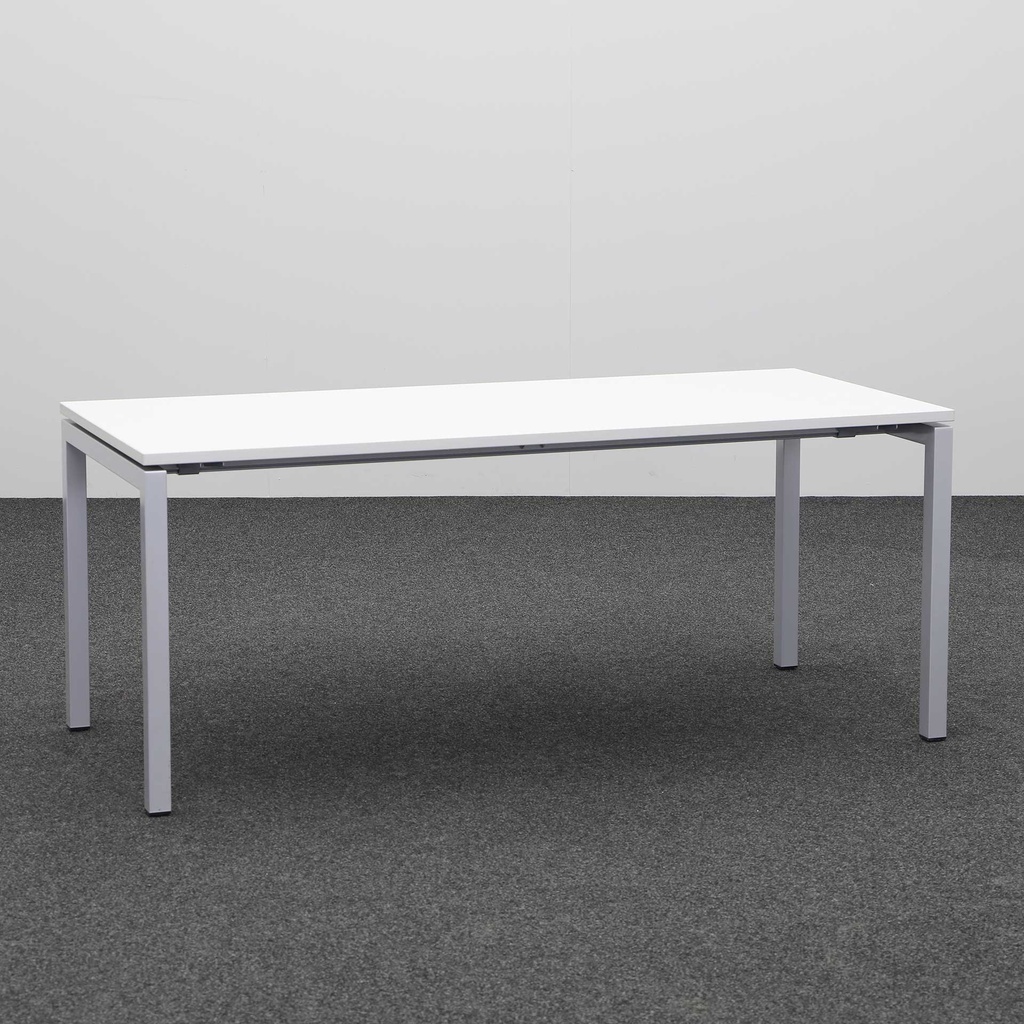 Schreibtische ZKD Quadro (Normal gebraucht)