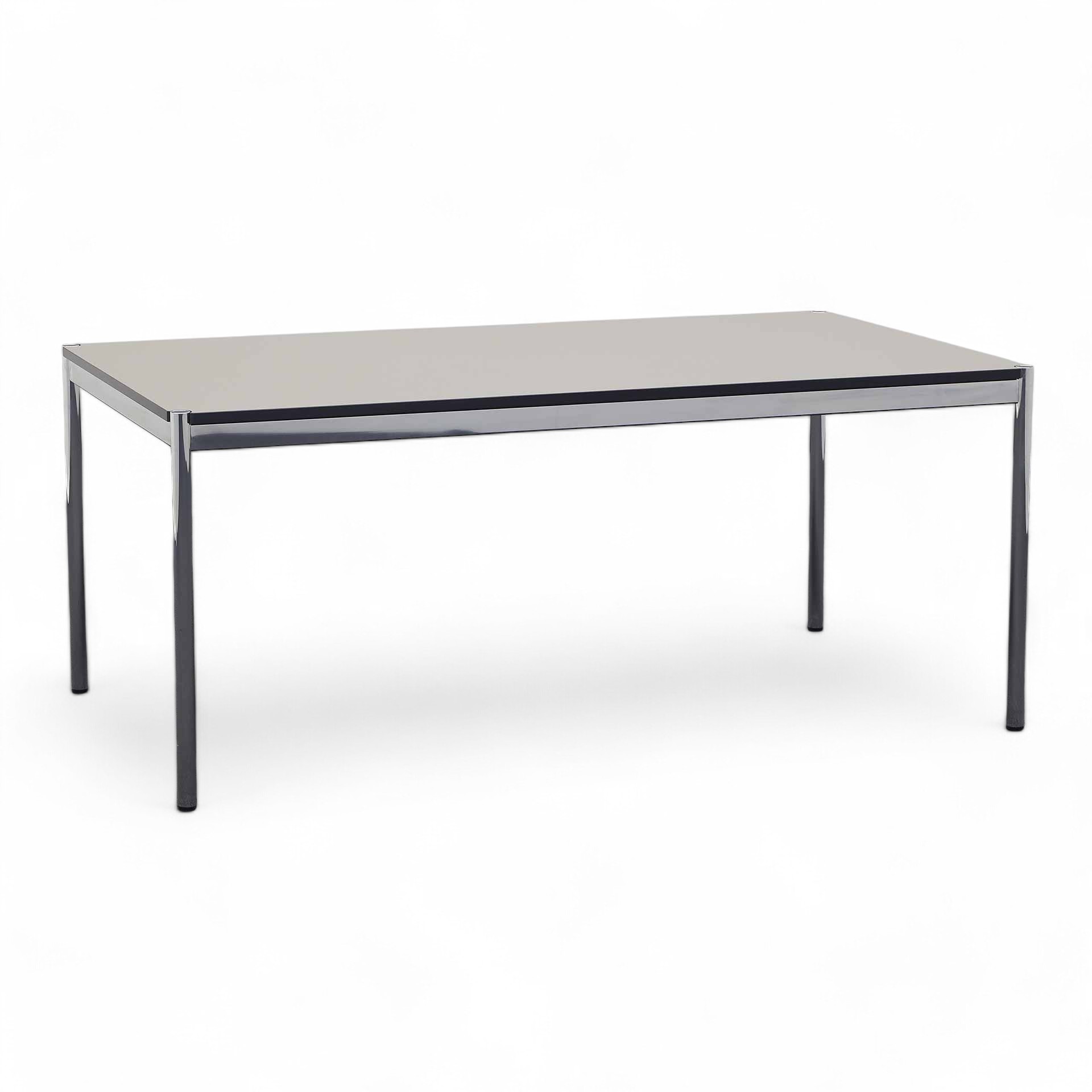 USM Haller Design table 175x100 cm (Good)