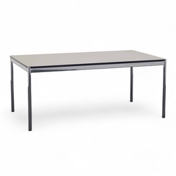 USM Haller Design Tisch (Gut)