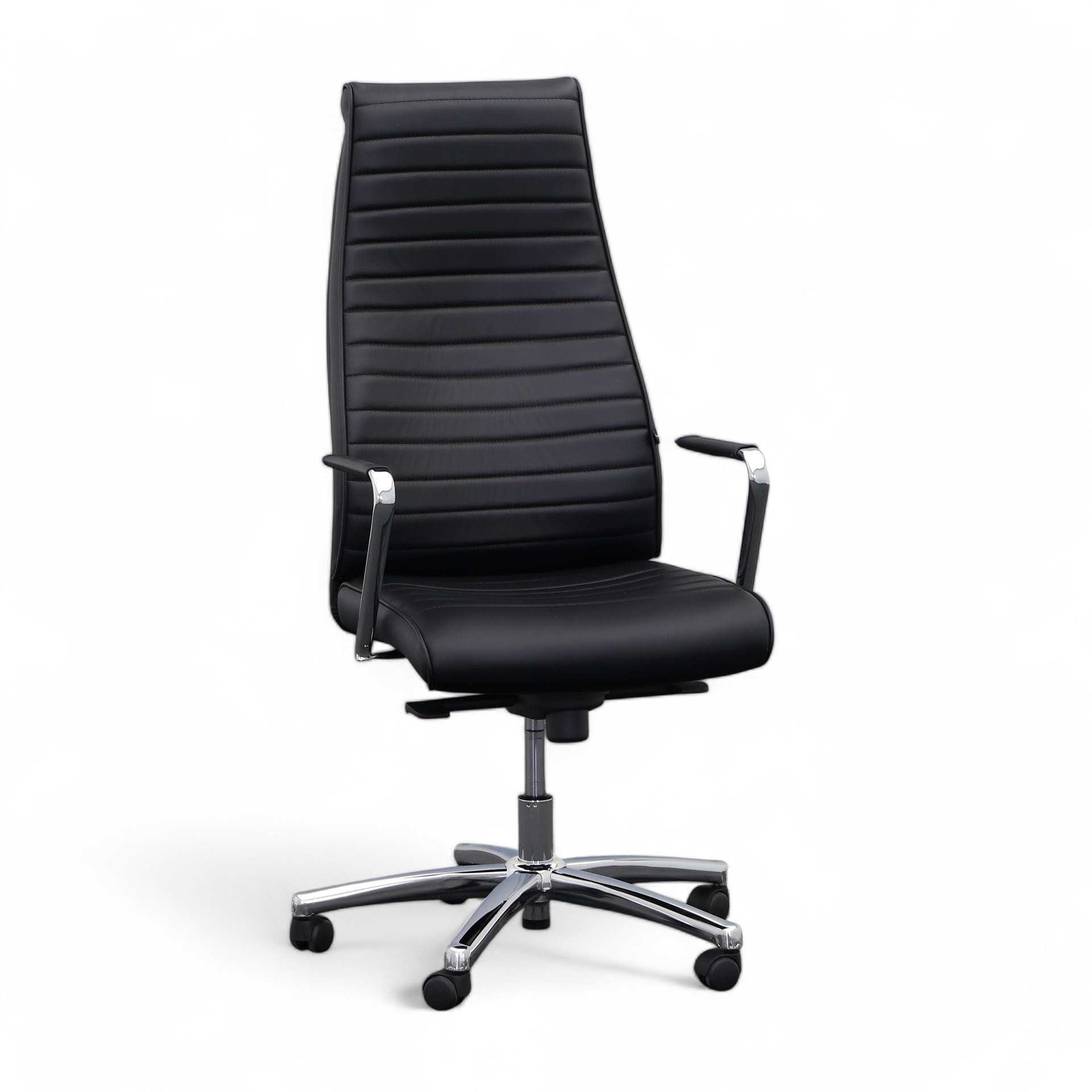 Eleganter Sessel Chairman X Leder Chefsessel (Schwarz, Neu, Teppichrollen, Ringarmlehnen)