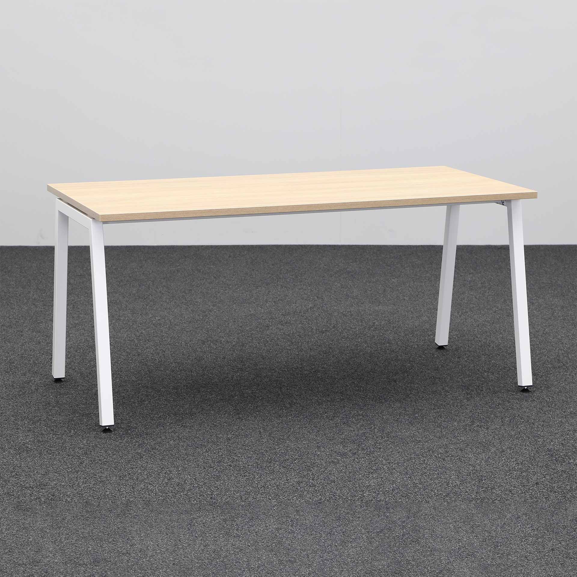 Schreibtische Narbutas Nova (Neu)