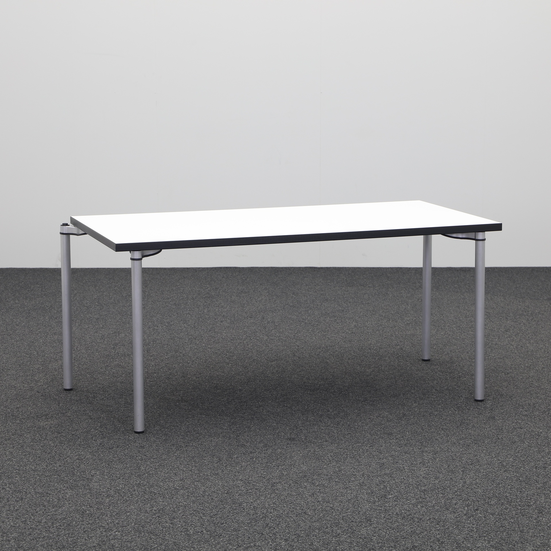 Office tables Dietiker Switzerland (Normal used)