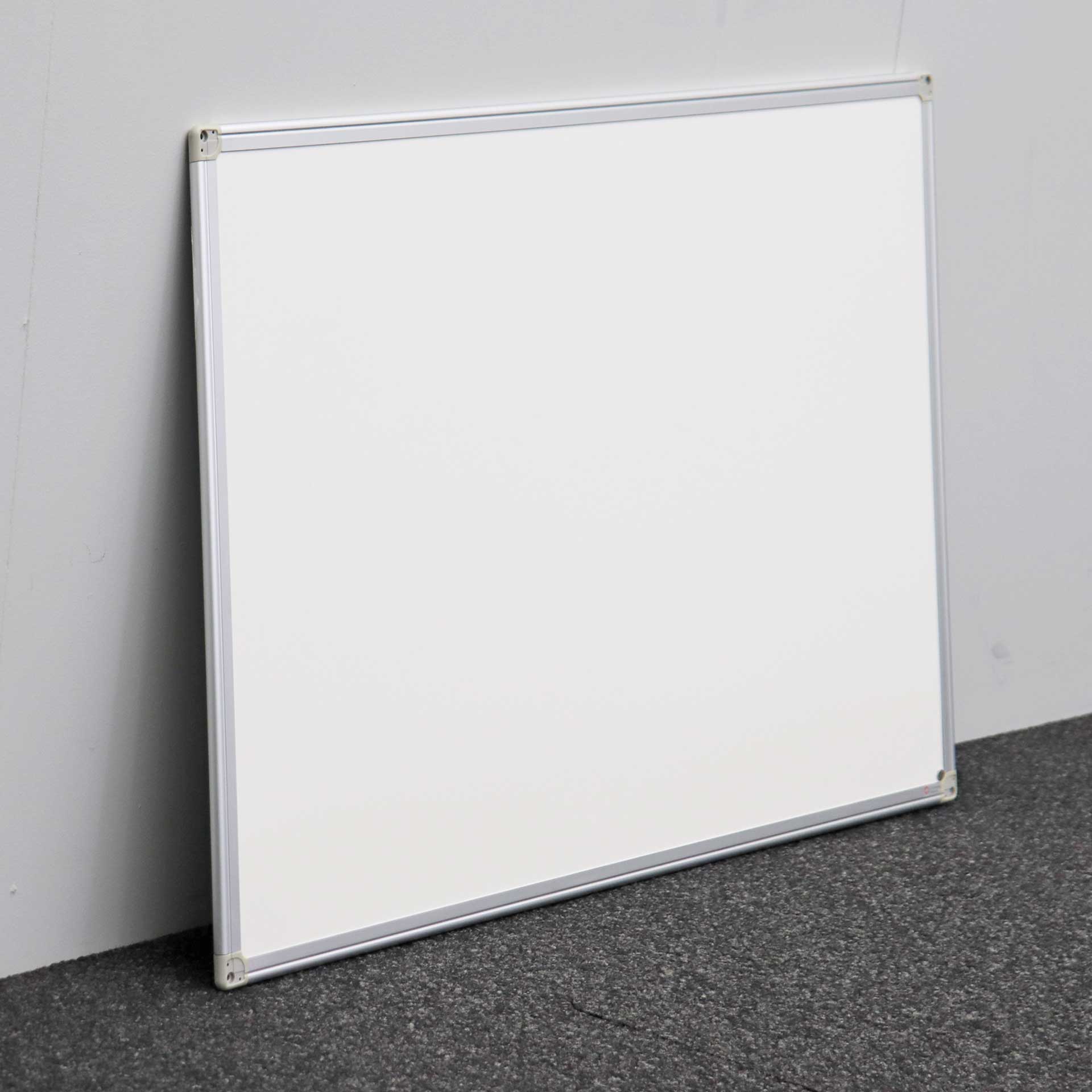 Whiteboards (Normal Gebraucht)