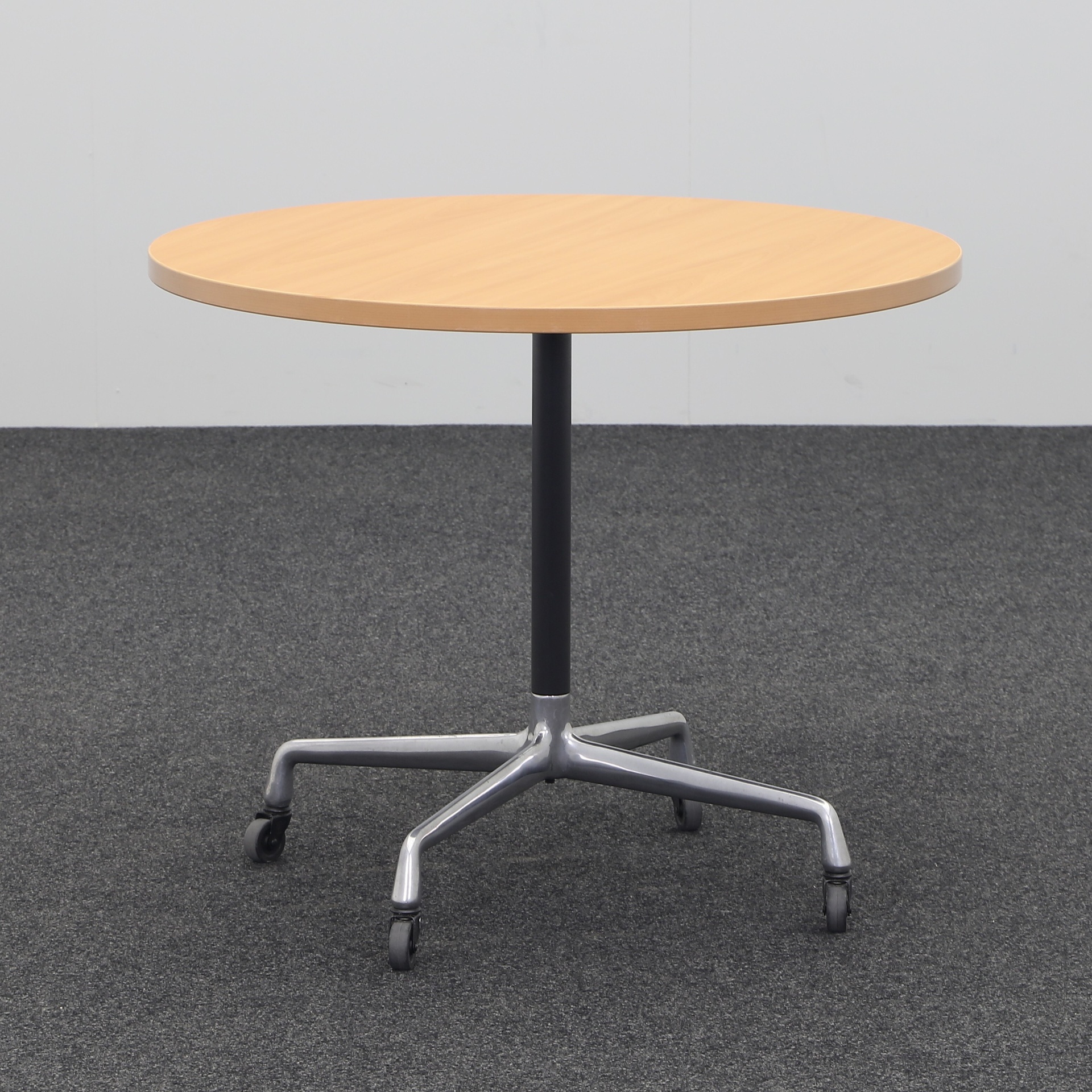 Beistelltische auf Rollen (Normal Gebraucht)