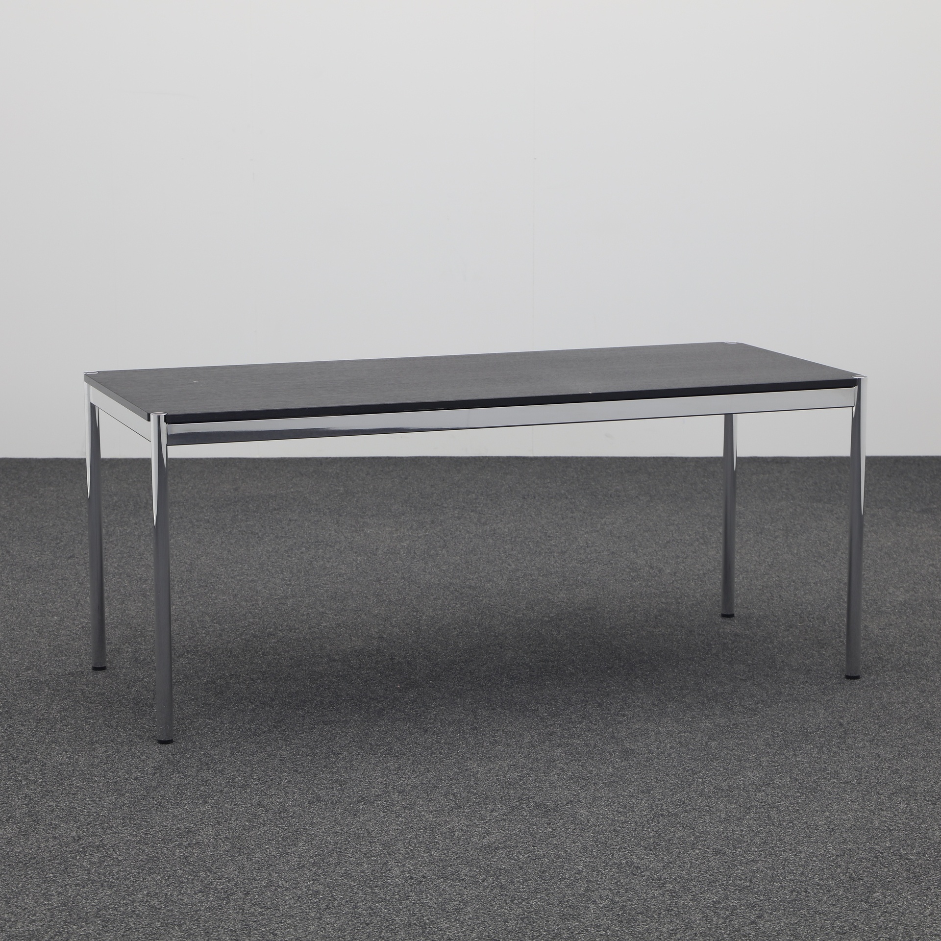 Tisch USM Haller (Stark Gebraucht)