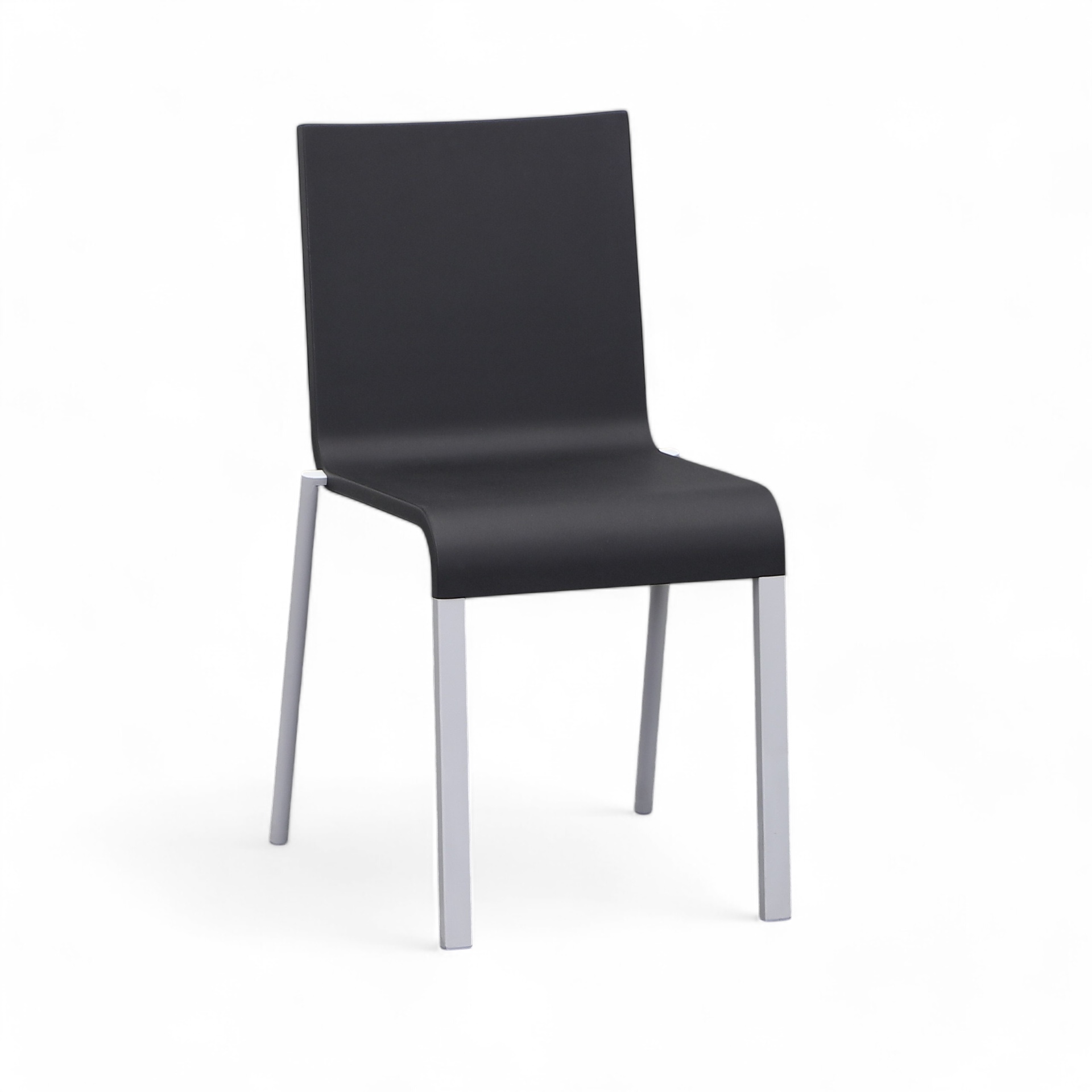 Vitra .03 Stuhl stapelbar (Schwarz, Normal gebraucht)