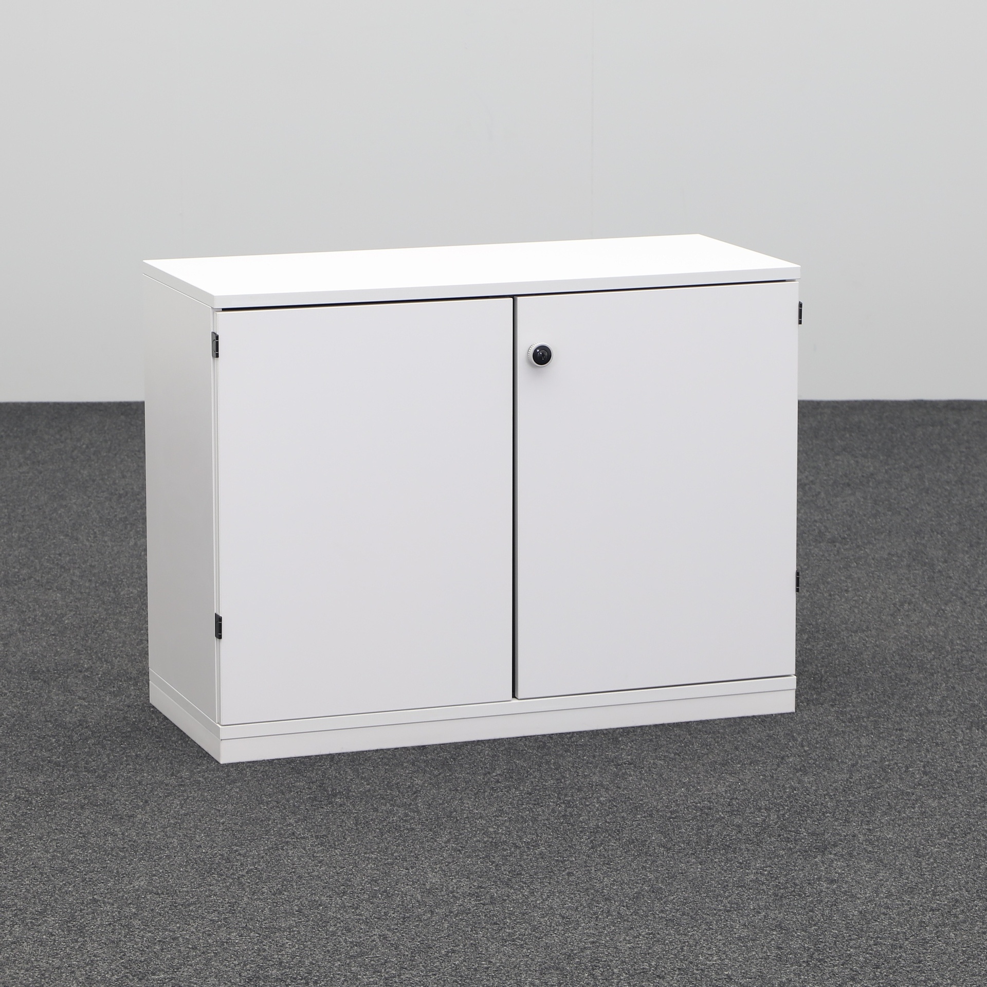 Flügeltürschränke Steelcase (Normal gebraucht, Ohne Schlüssel)