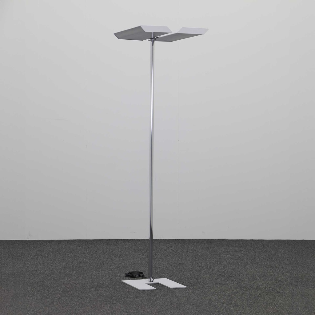 Stehlampen Alteme Tava (Normal gebraucht)