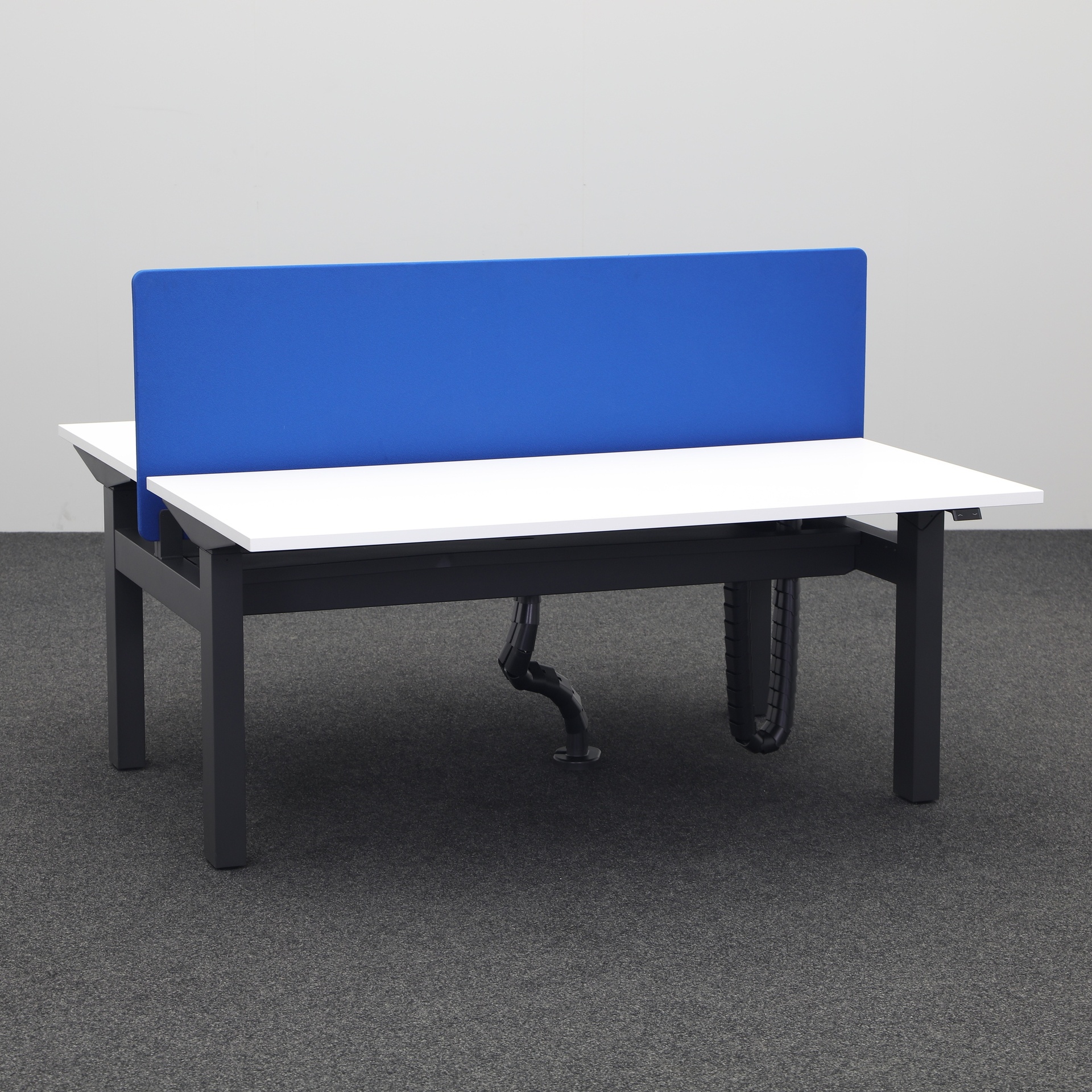 Herman Miller Ratio Sitz-/Steh Workstation (Gut)