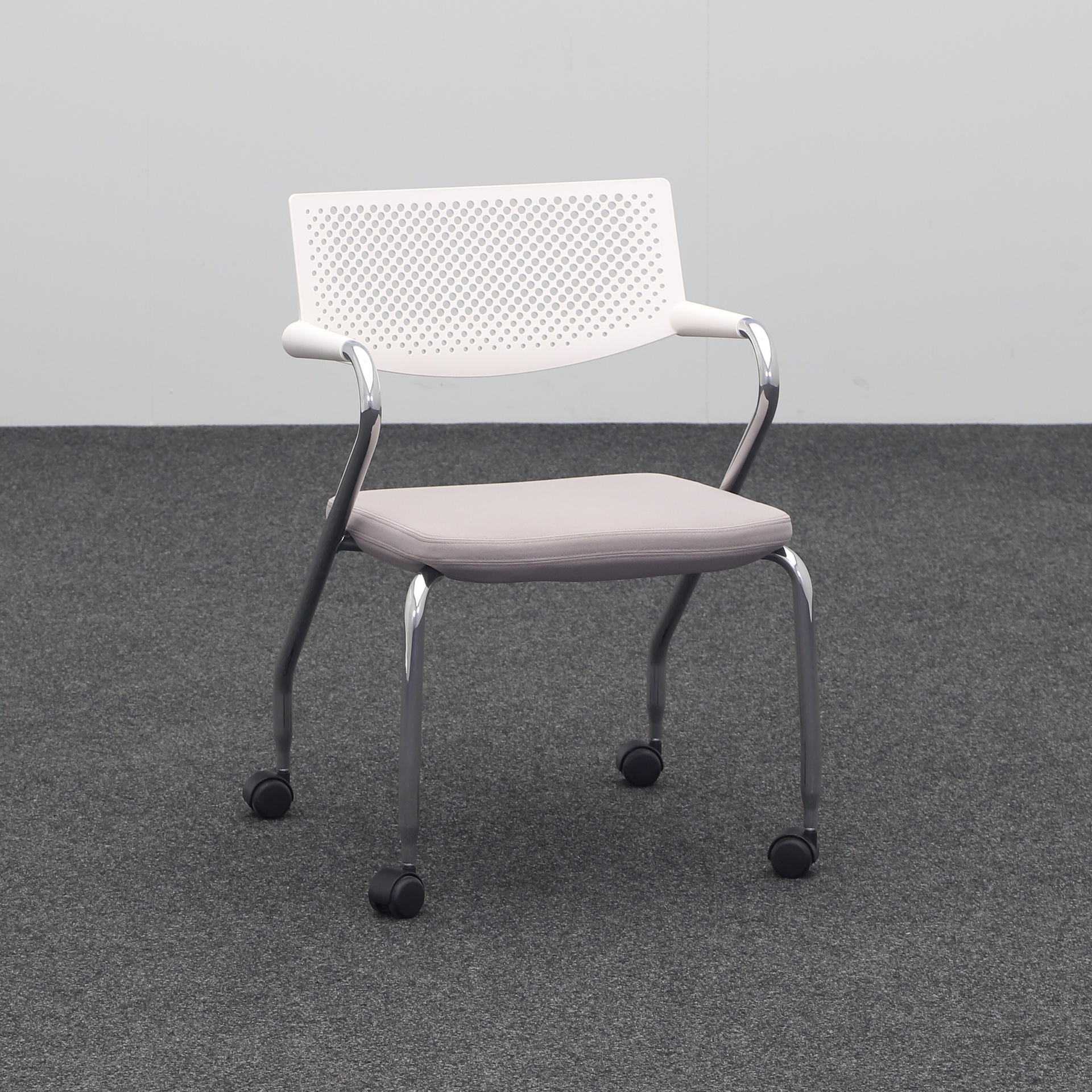 4-Fuss Stühle Vitra Visaroll (Lichtgrau, Normal gebraucht)