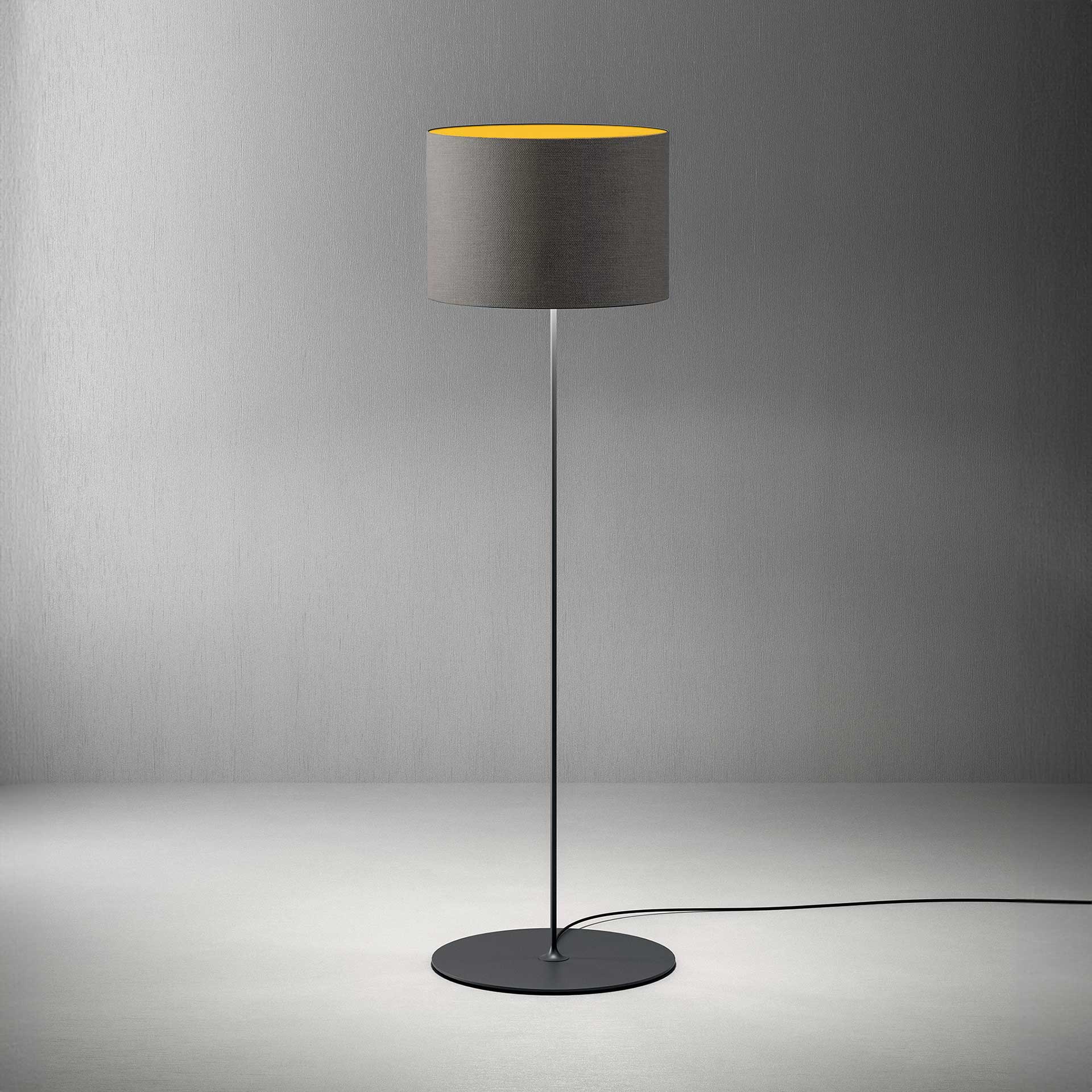Lampade da terra Quadrifoglio Half Moon (Giallo, Nuovo, Nero)