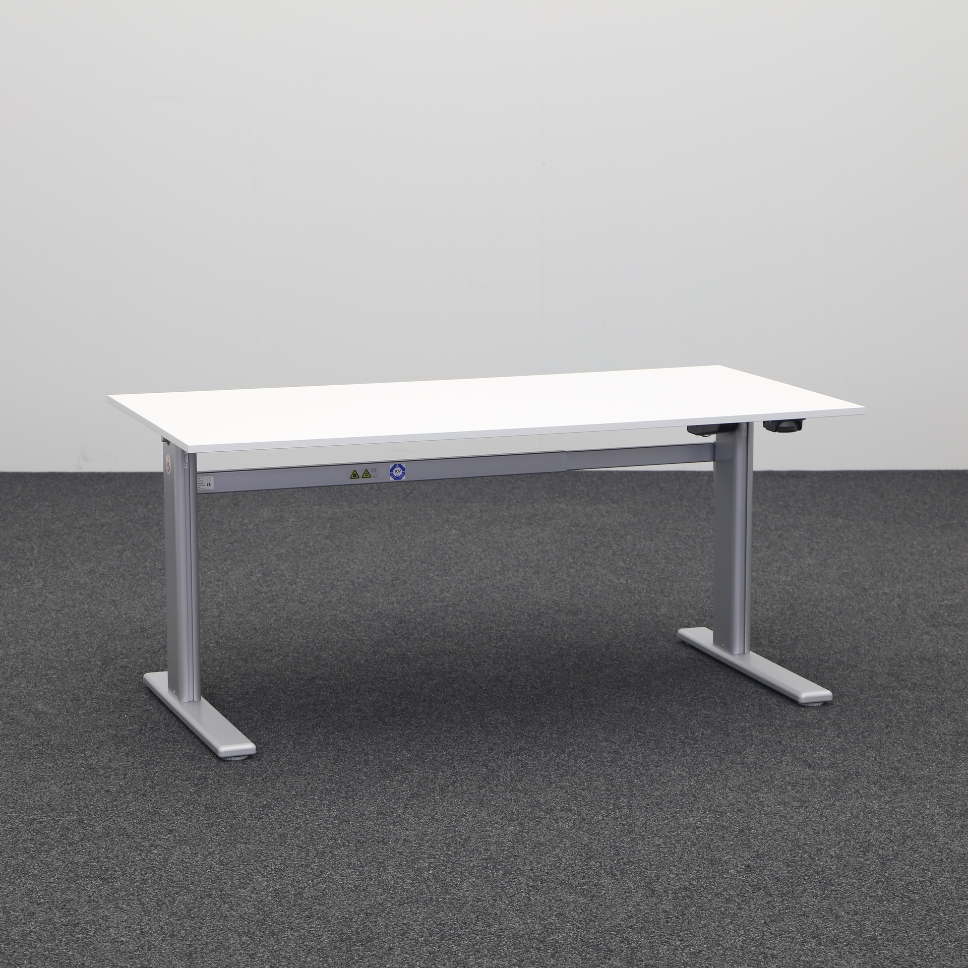 Standing desks  (Good)