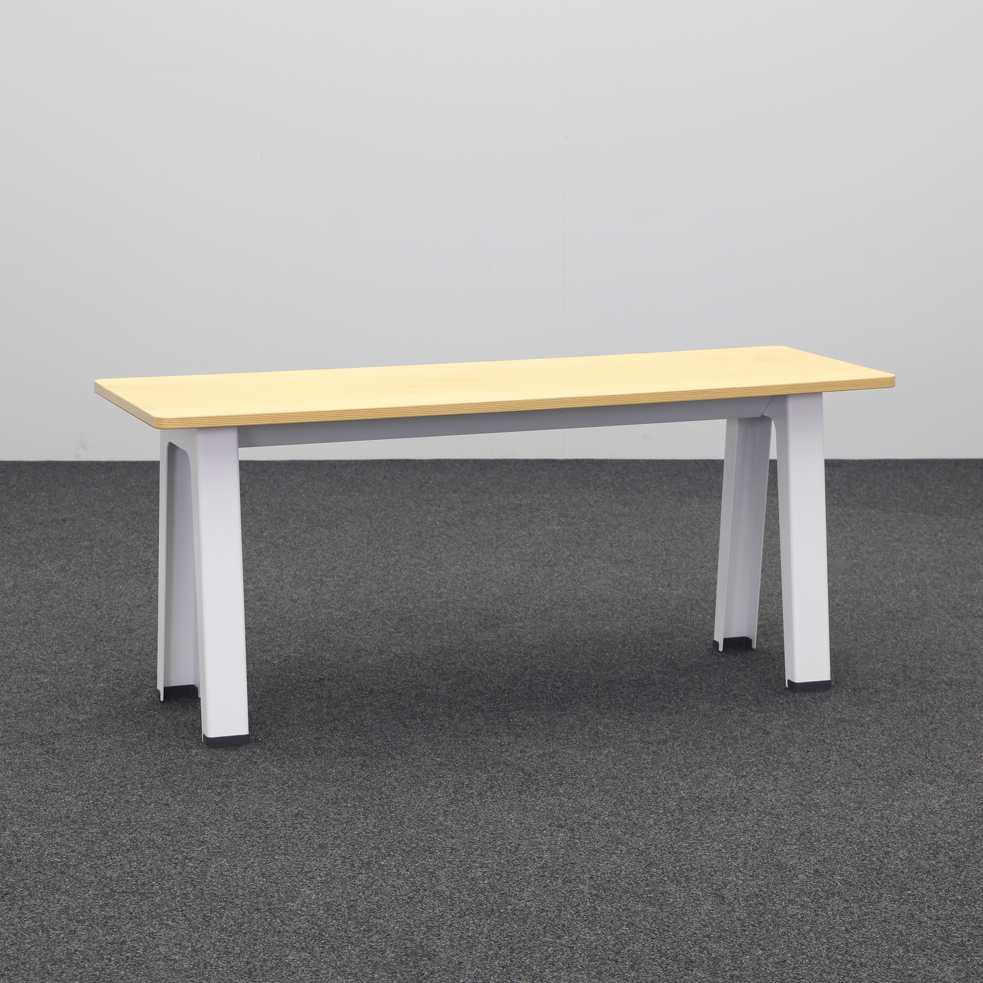 Konferenztisch Steelcase B-Free (Buche, Normal Gebraucht, 170x60, Silbergrau)