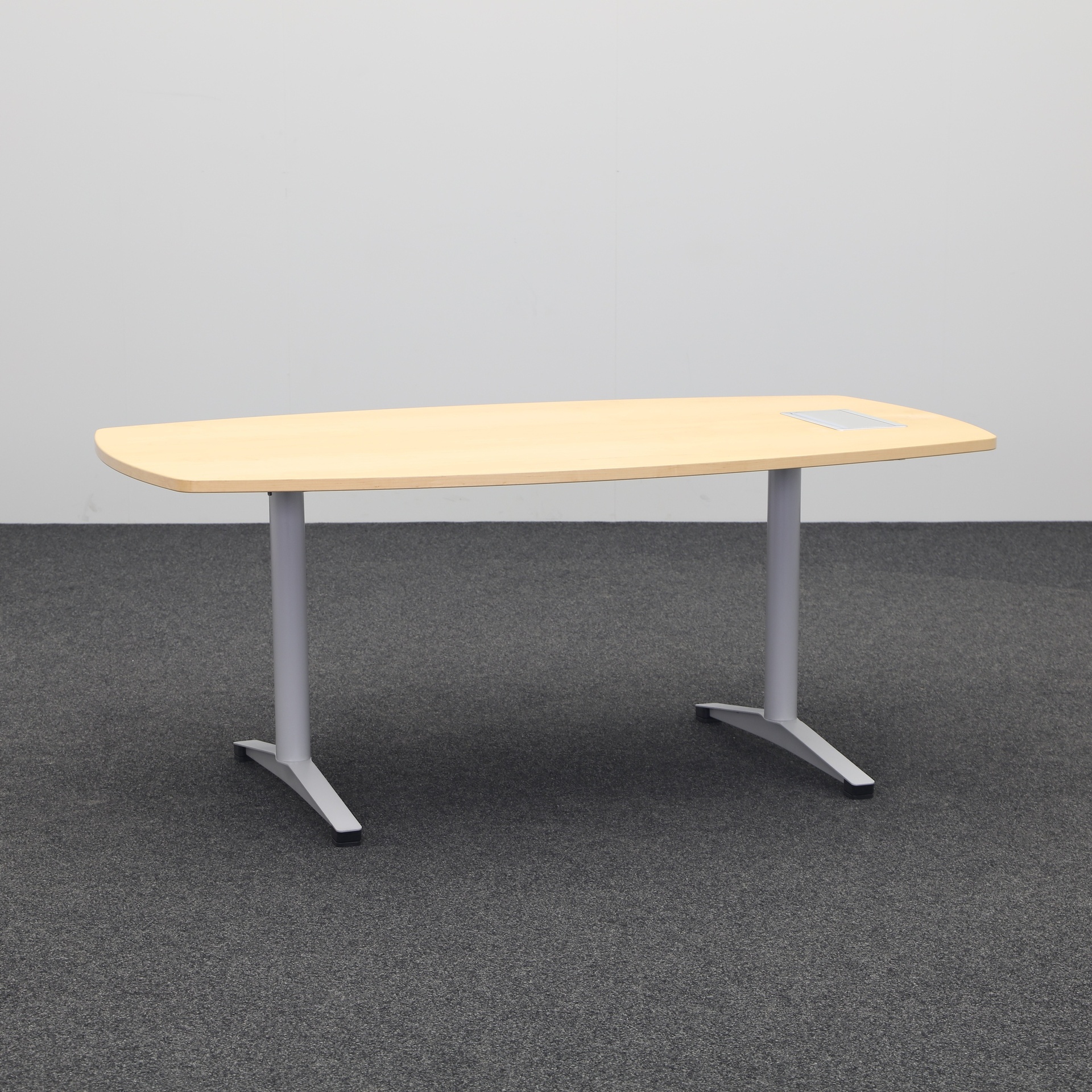 Konferenztisch Steelcase (Normal Gebraucht)