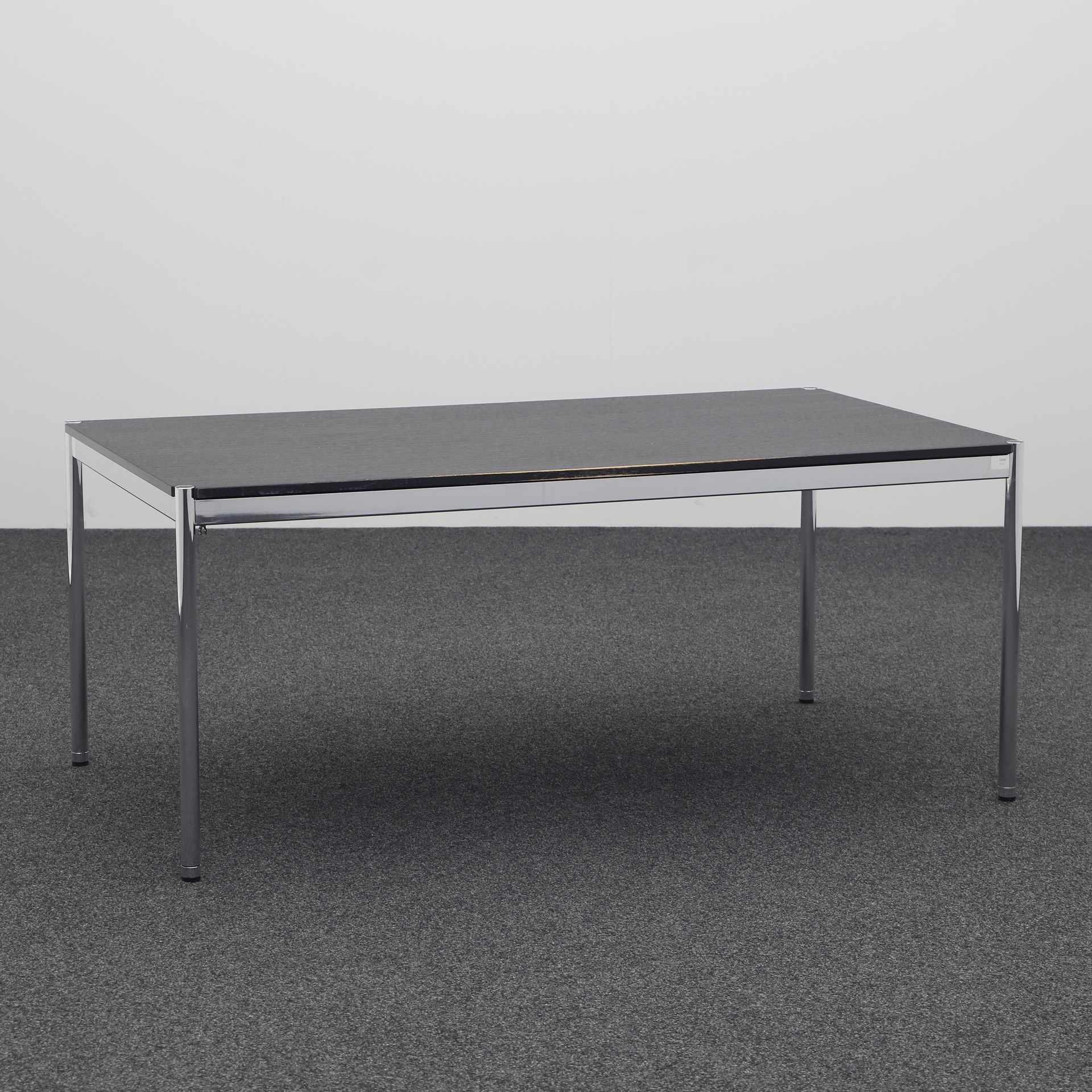 Designtisch USM Haller