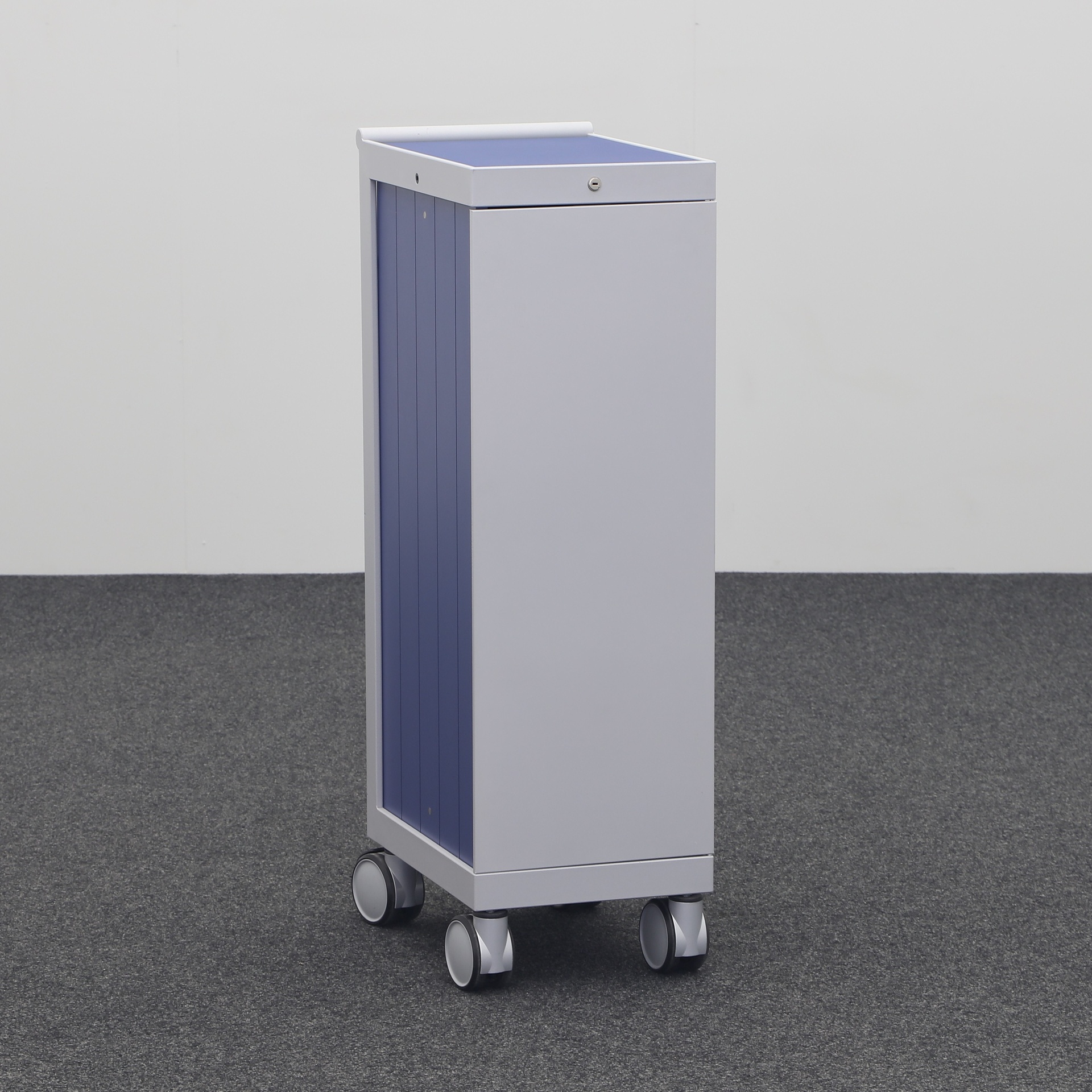 Office Caddies Denz D3 (Normal used, With key)