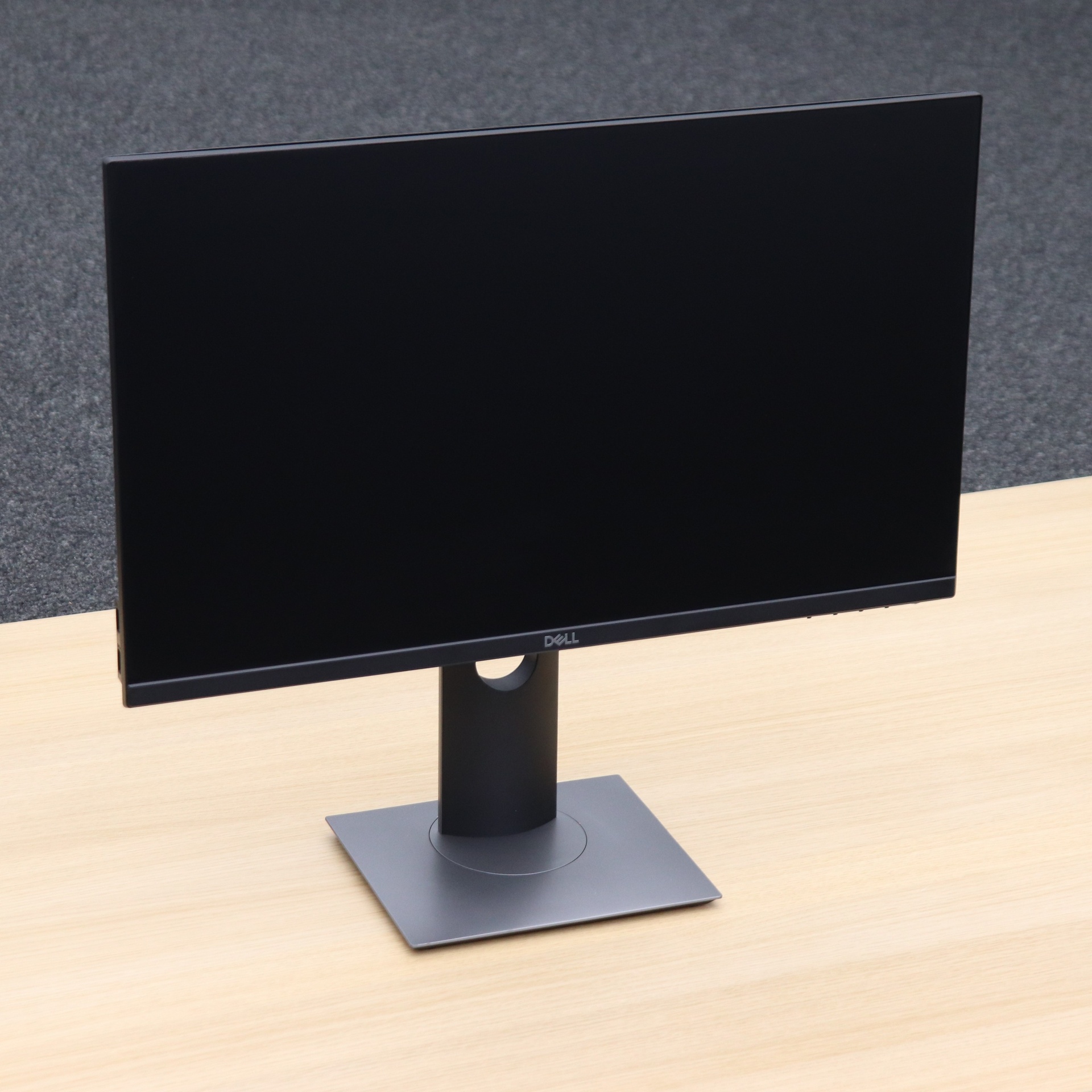 Monitor Dell P2419H (Normale usato)
