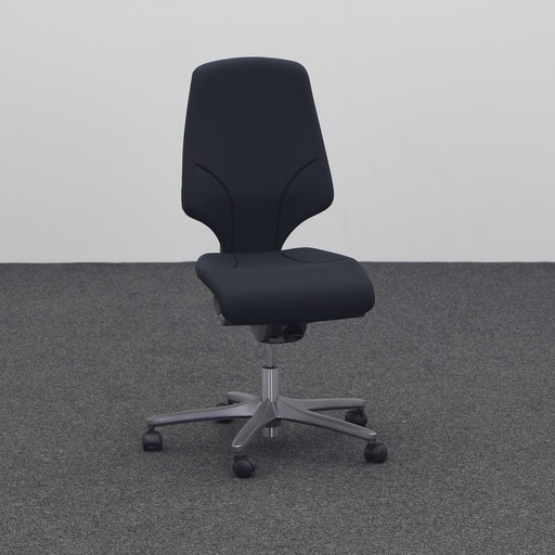 Chaises de bureau pivotantes Giroflex 64 (Bon)