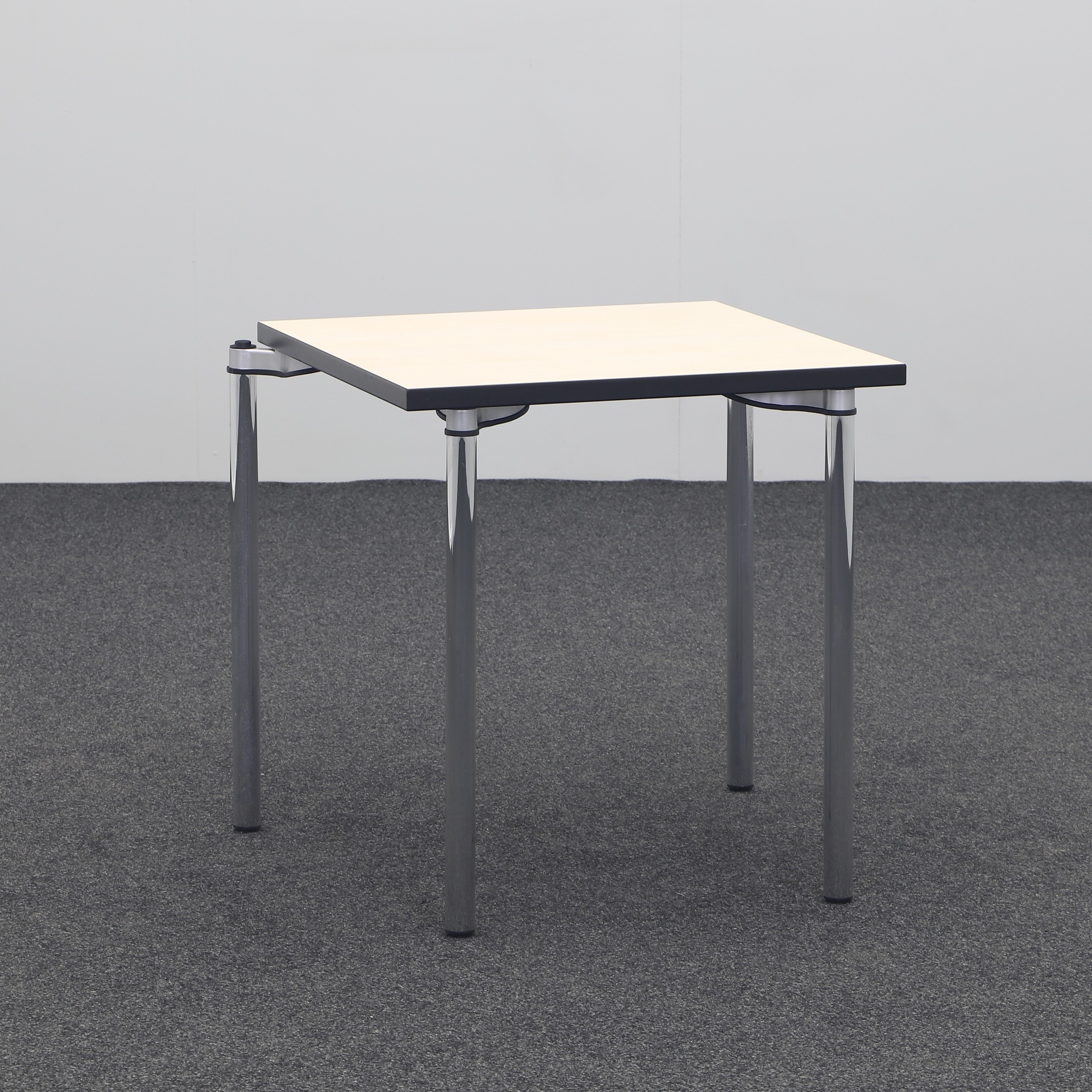 Table de formation Dietiker Switzerland petite (Normalement utilisé)