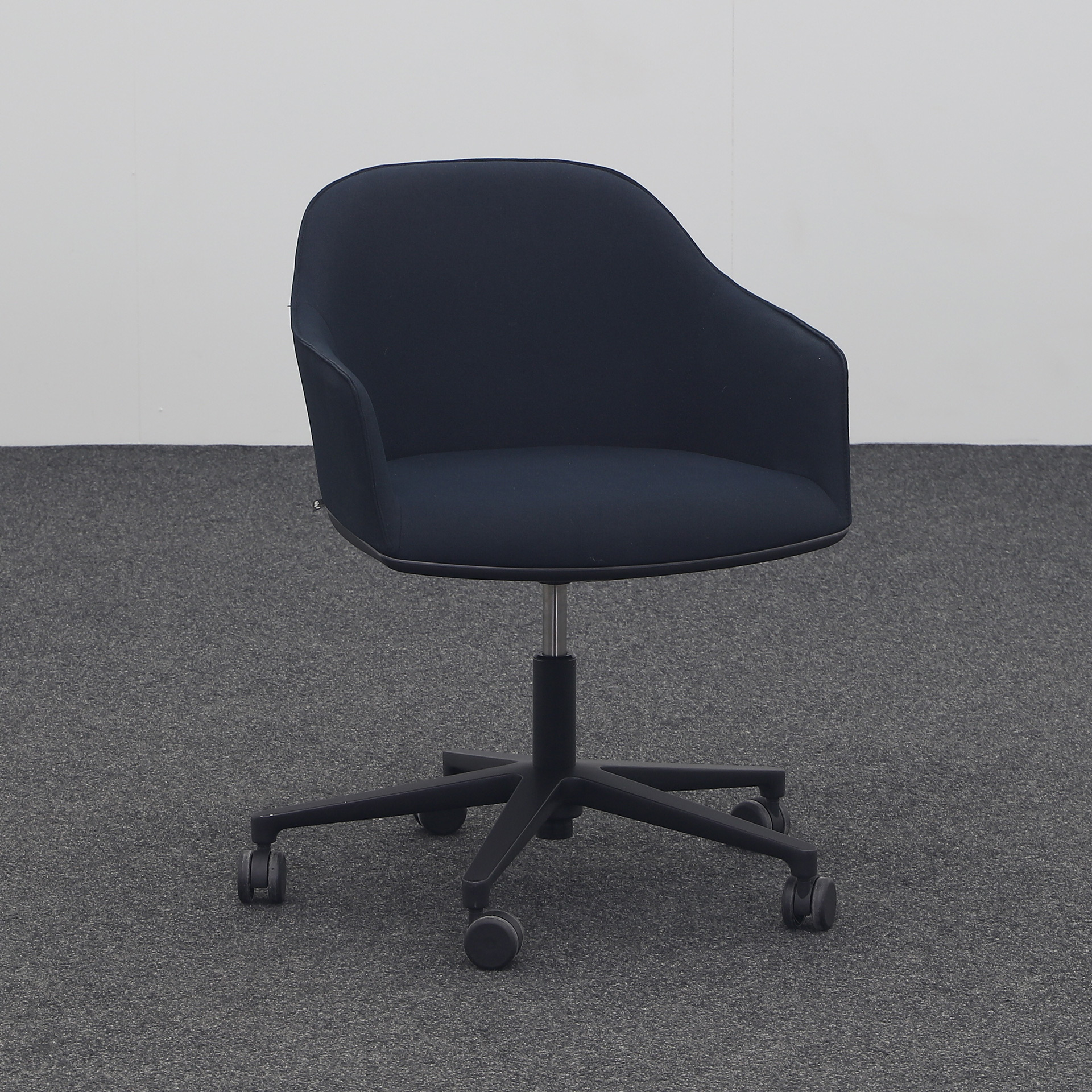 Andere Vitra Softshell (Schwarz, Gut, Anthrazit, Teppichrollen, Fixarmlehnen)