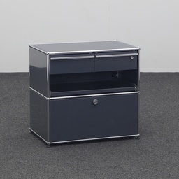 Buffet bas USM Haller (Normalement utilisé, avec clé)