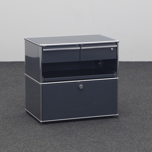Buffet bas USM Haller (Normalement utilisé, avec clé)