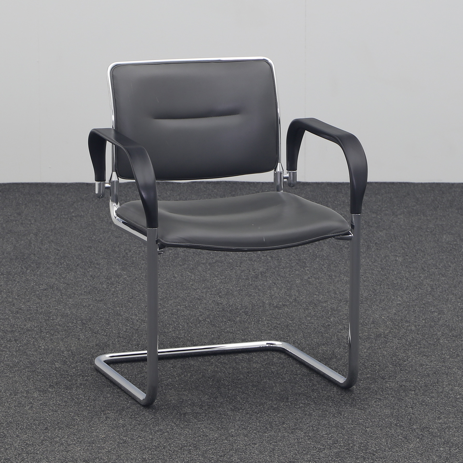 Faux leather cantilever chair (Good)