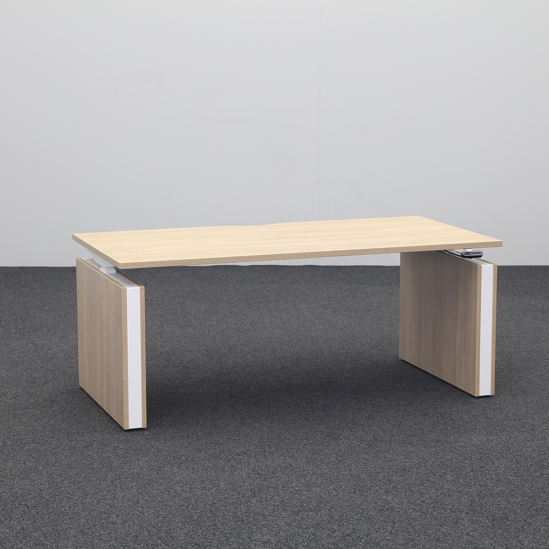 Standing Desk Narbutas Motion (New)