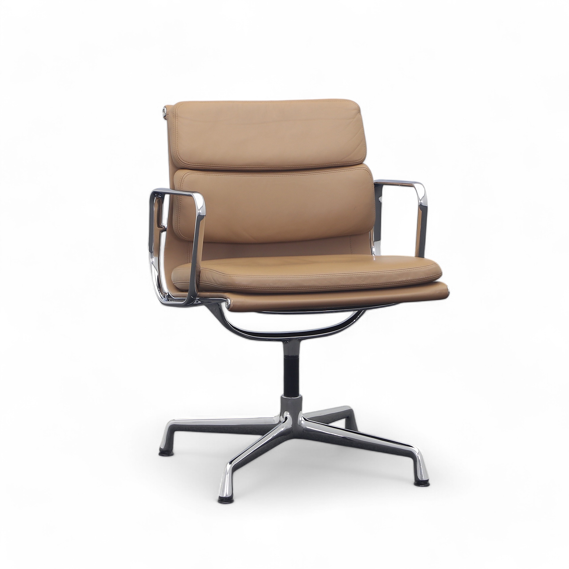 Vitra Soft Pad Chair EA 208 (Beige, Good)