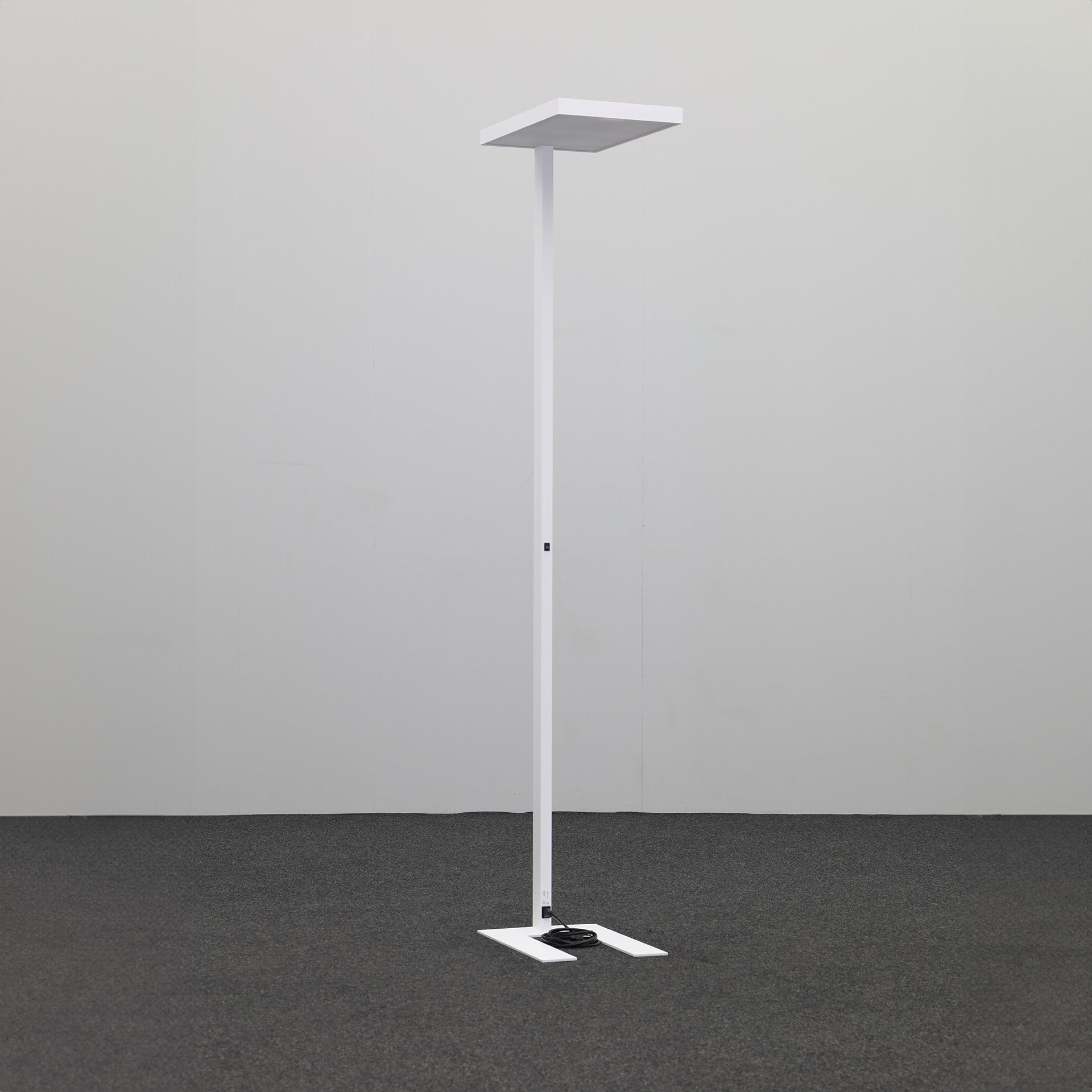 LED Stehleuchte JSL (Gut)