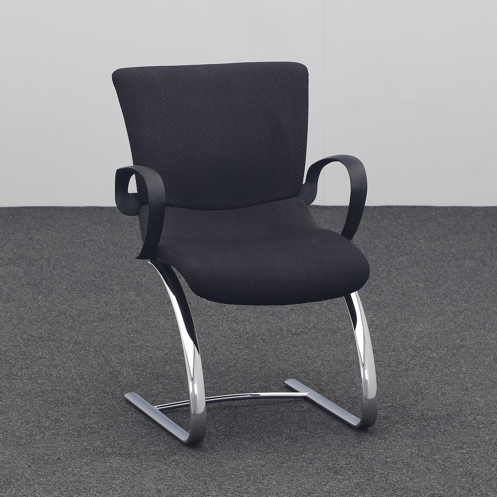 Freischwinger Züco Schwarz/Verchromt mit Fixarmlehnen, Freischwinger-Gestell, Normal gebraucht - Perfekt für Besucher und Gäste