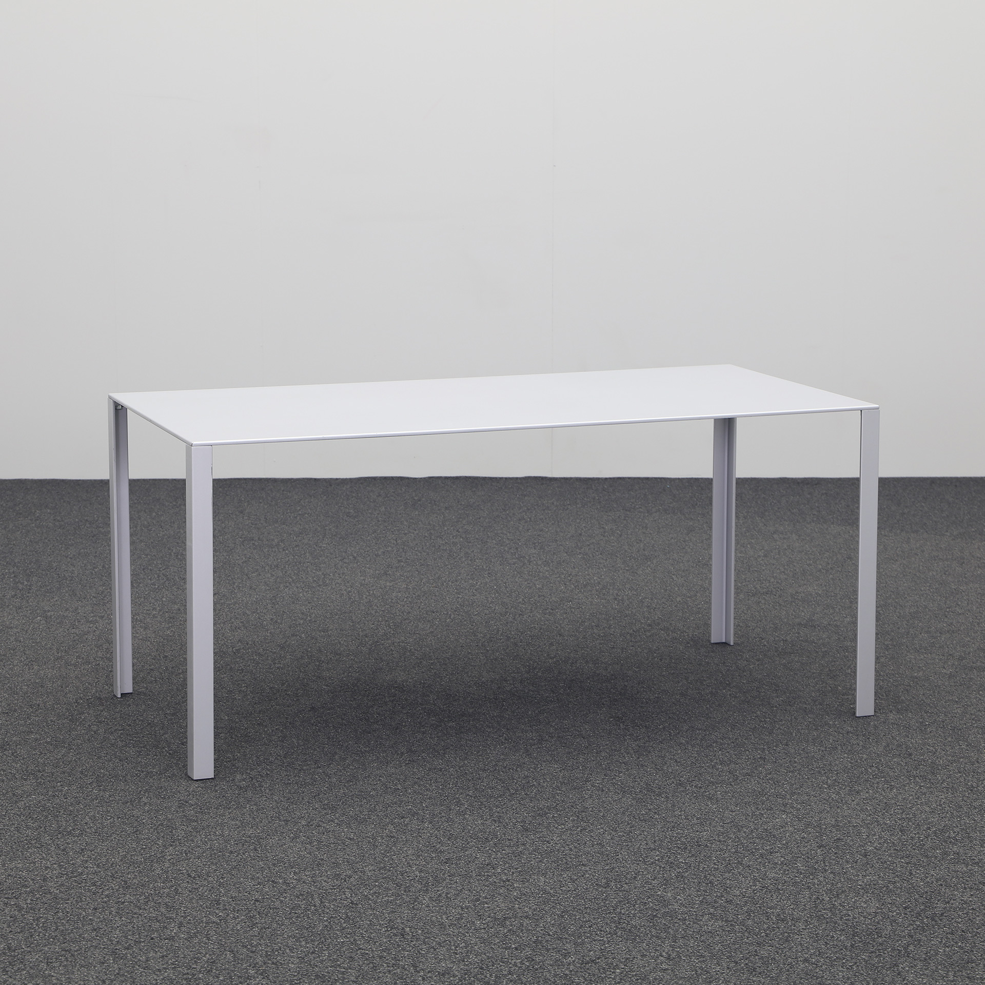 Tisch Less Less Jean Nouvel (Stark Gebraucht, 160x80)