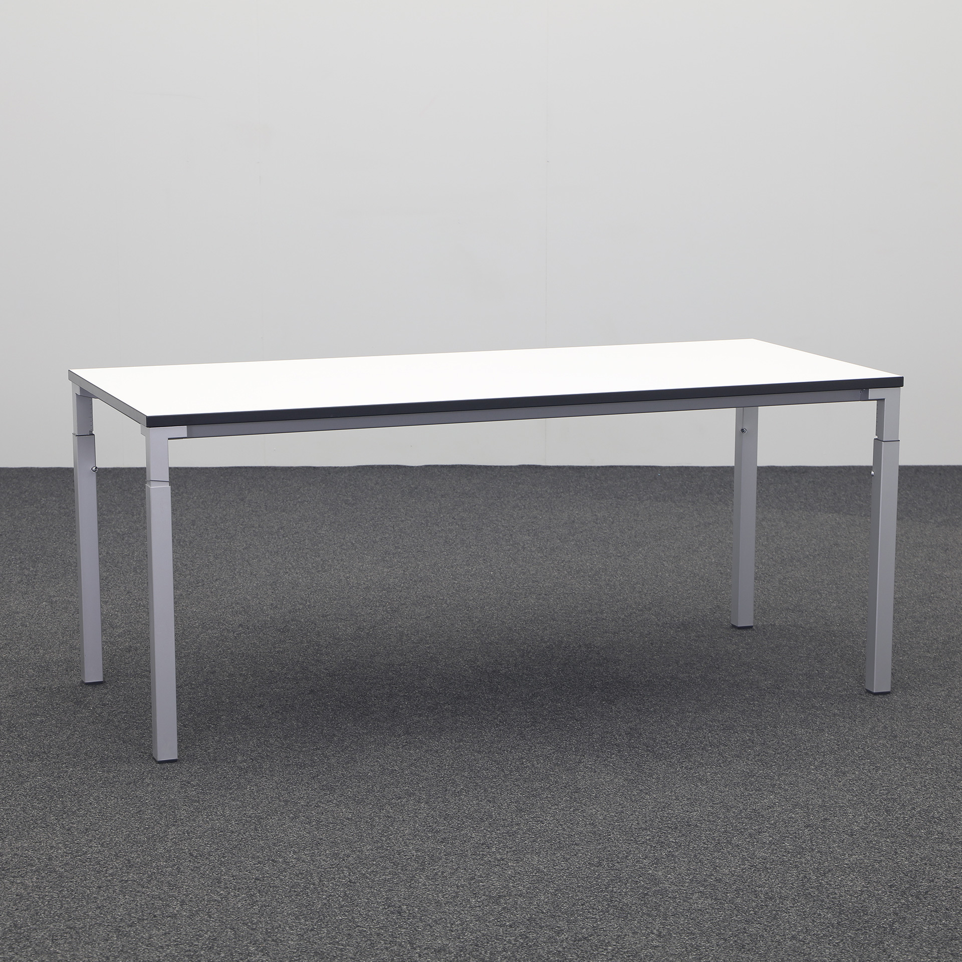 Besprechungstisch Steelcase Kalidro (Normal Gebraucht)