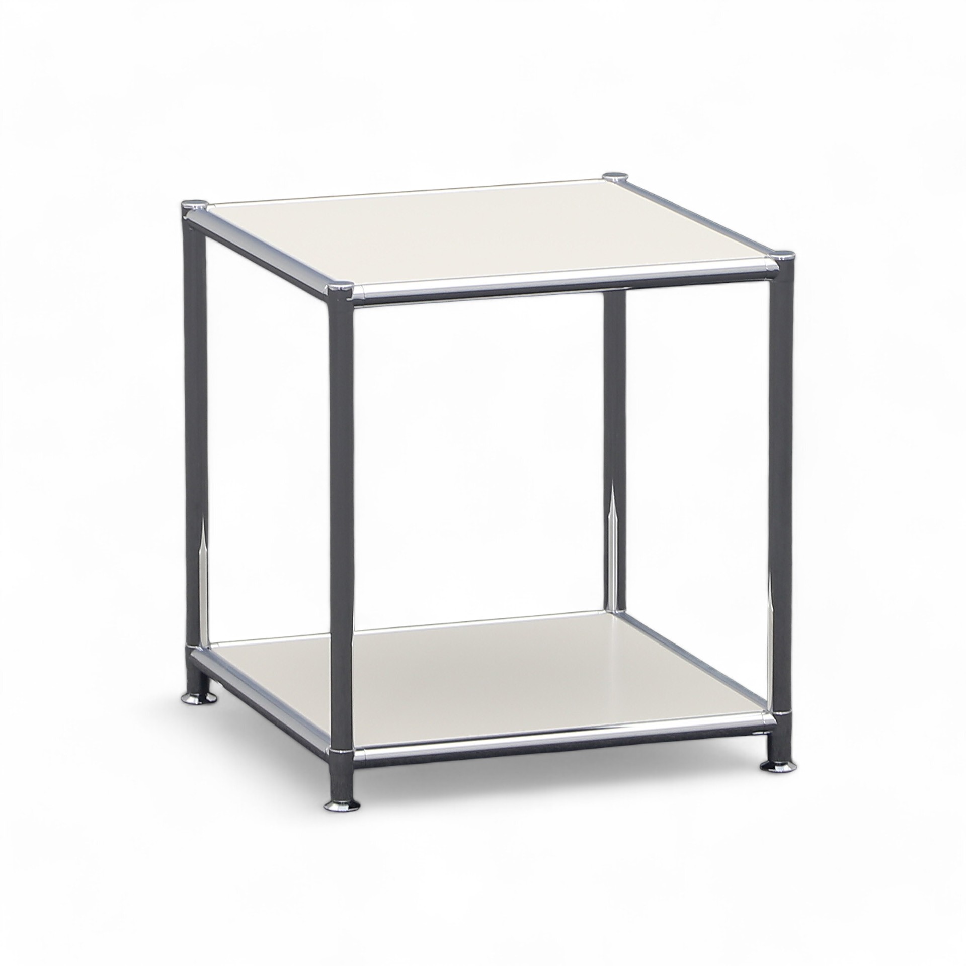 Image of Couchtisch System4 Cubey 40.4x40.4 cm, Seidengrau/Verchromt, Quadratisch, Neu - Perfekt für Sofa und Lounge