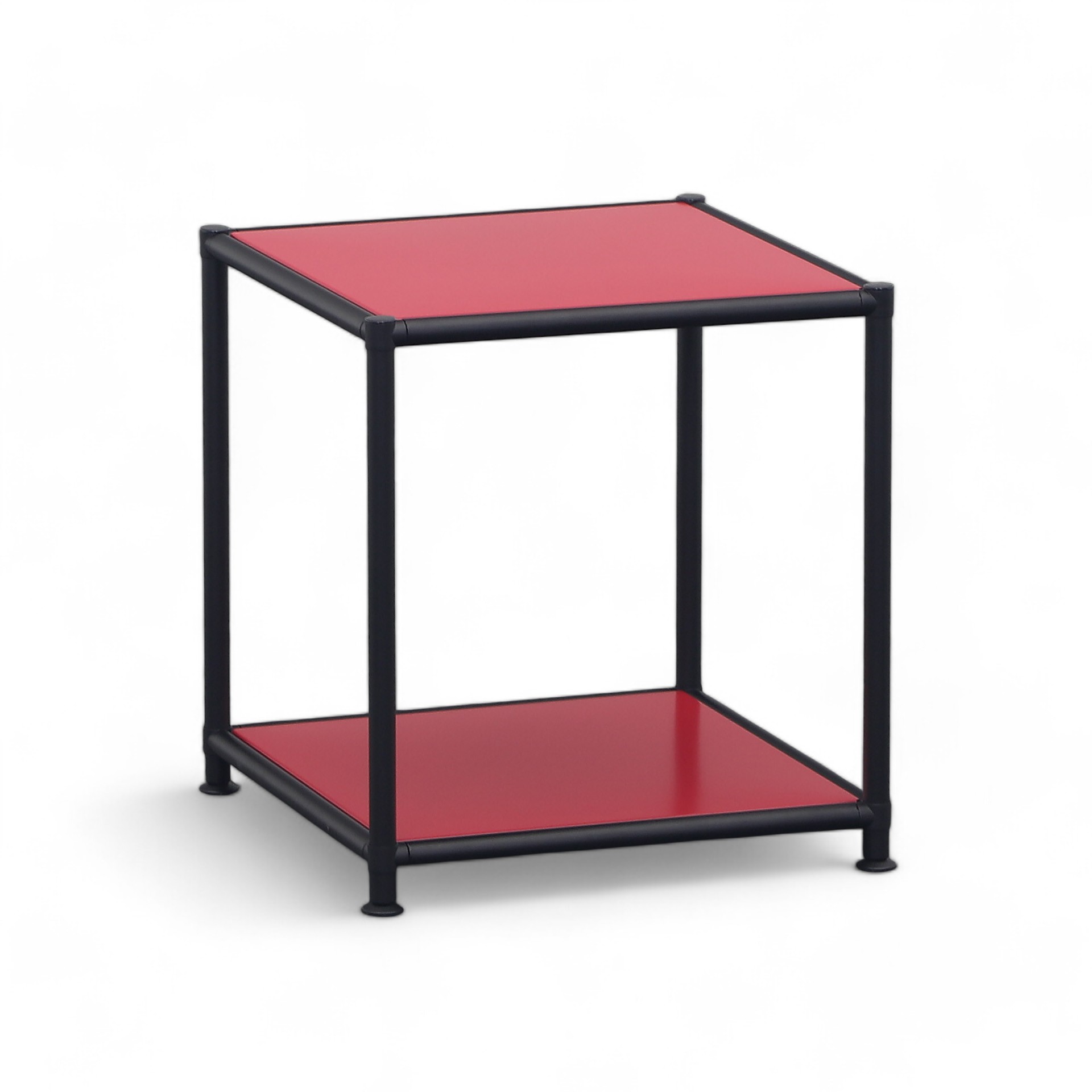Image of Couchtisch System4 Cubey 40.4x40.4 cm, Rubinrot/Schwarz, Quadratisch, Neu - Perfekt für Sofa und Lounge