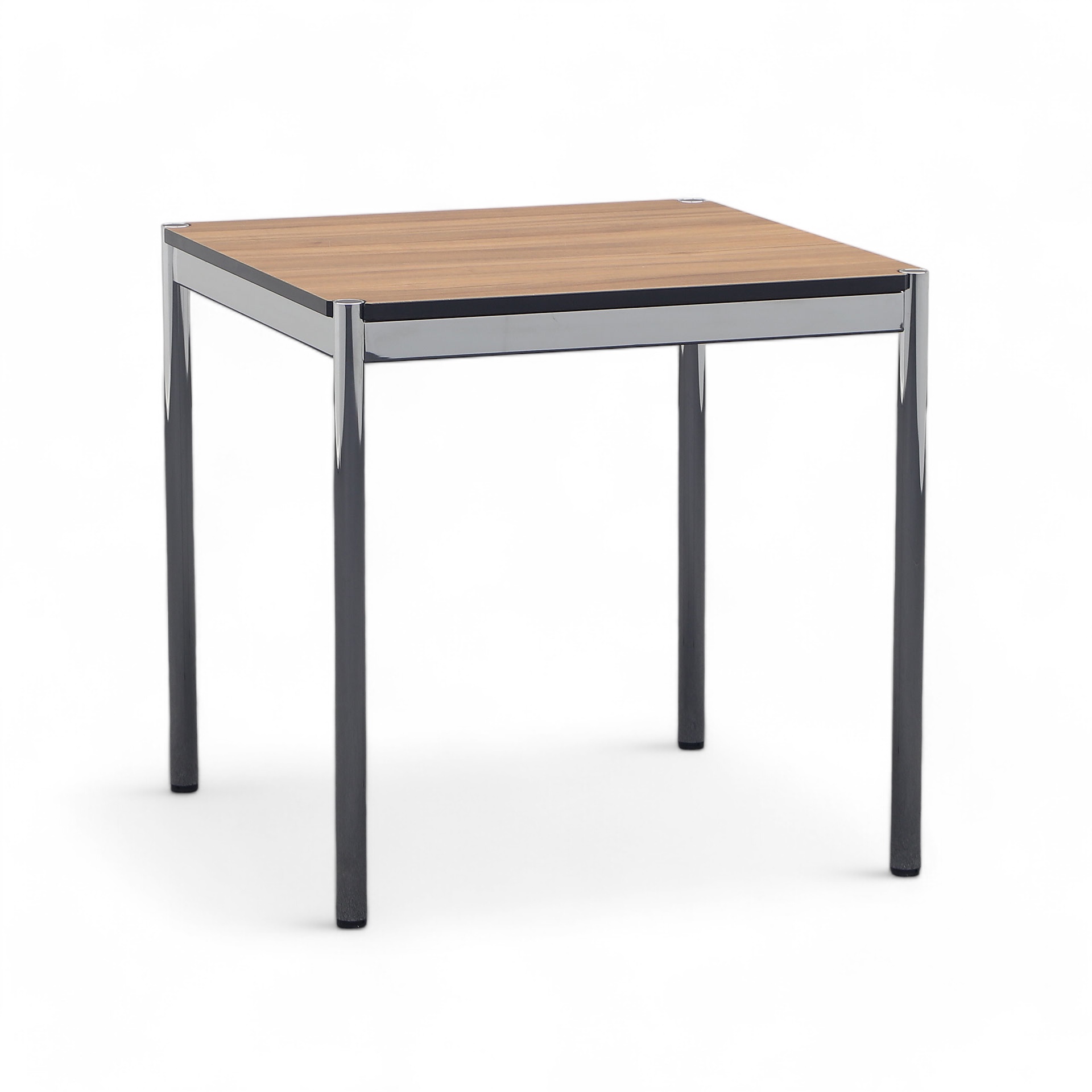USM Haller meeting table (Walnut, Normal used)