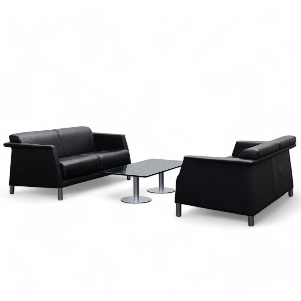 Ensemble lounge en cuir véritable avec table de salon (Normalement utilisé)
