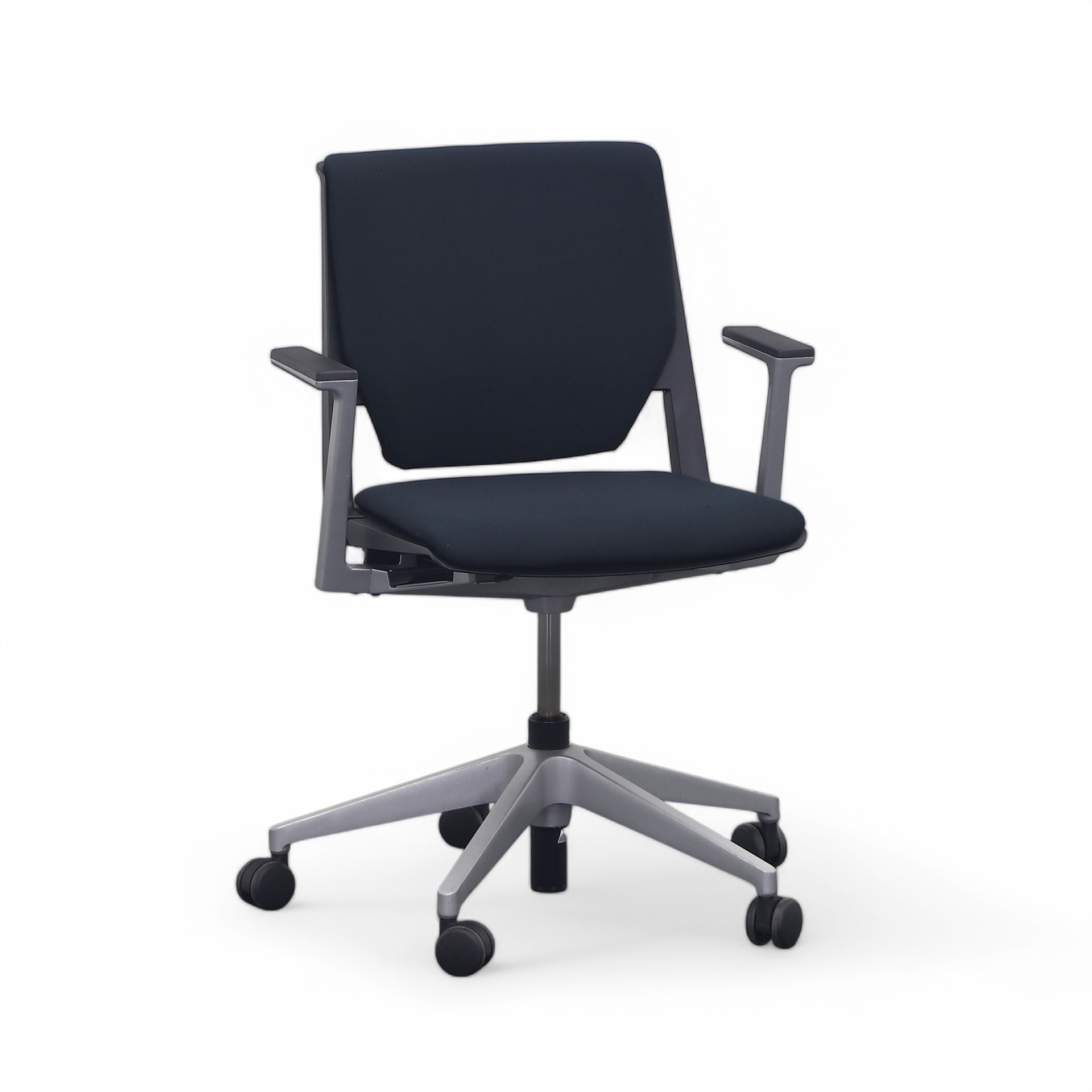 Haworth Very conference chair (Normal used)