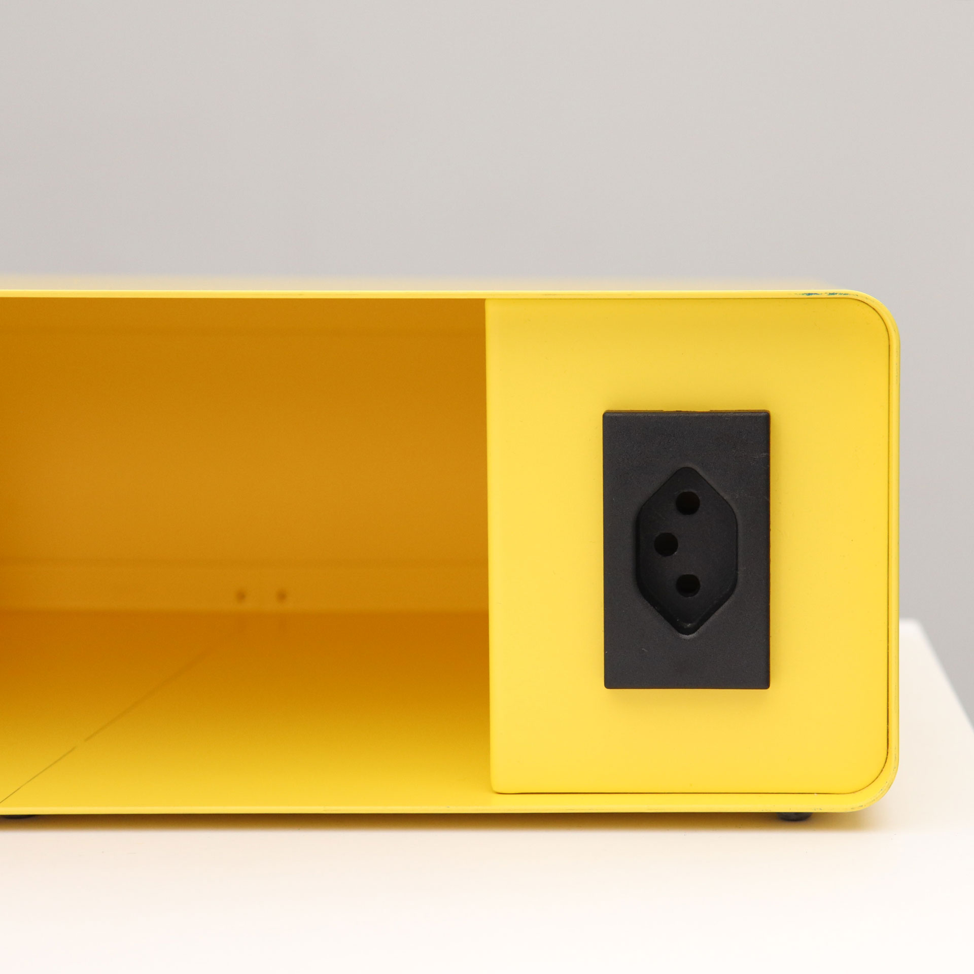 Lista LO socket box (Yellow, Normal used)