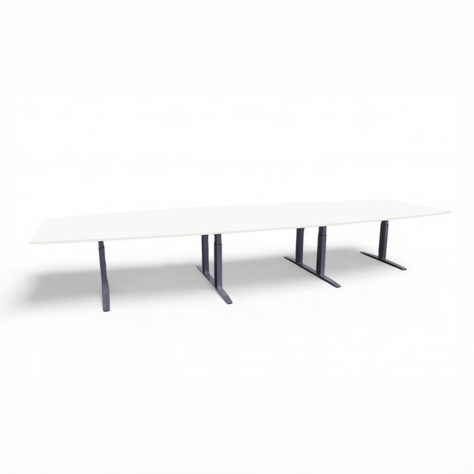Image of Grosser Konferenztisch Tradingzone Proline 500x160 cm, Weiss/Silbergrau, Bootsform, Neu, Tisch - Für professionelle Meetings